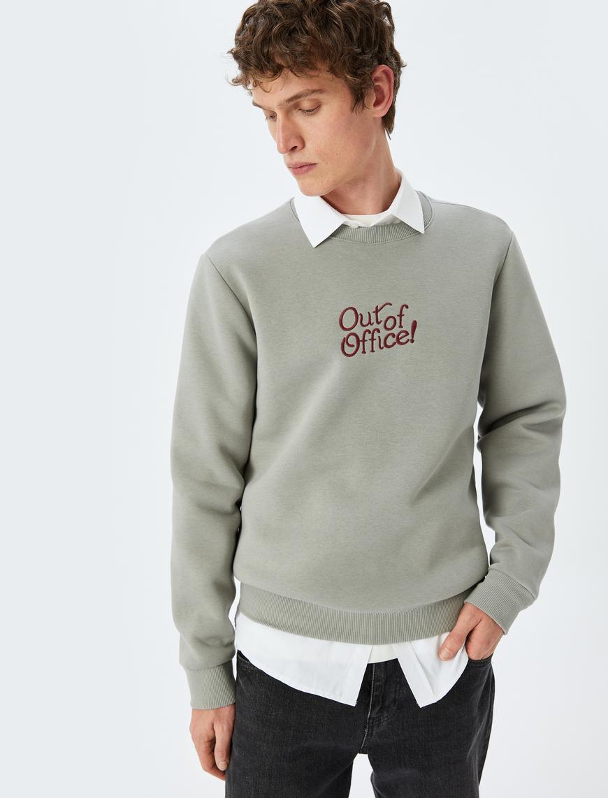   Pamuk Karışımlı Bisiklet Yaka Slogan Baskılı Sweatshirt