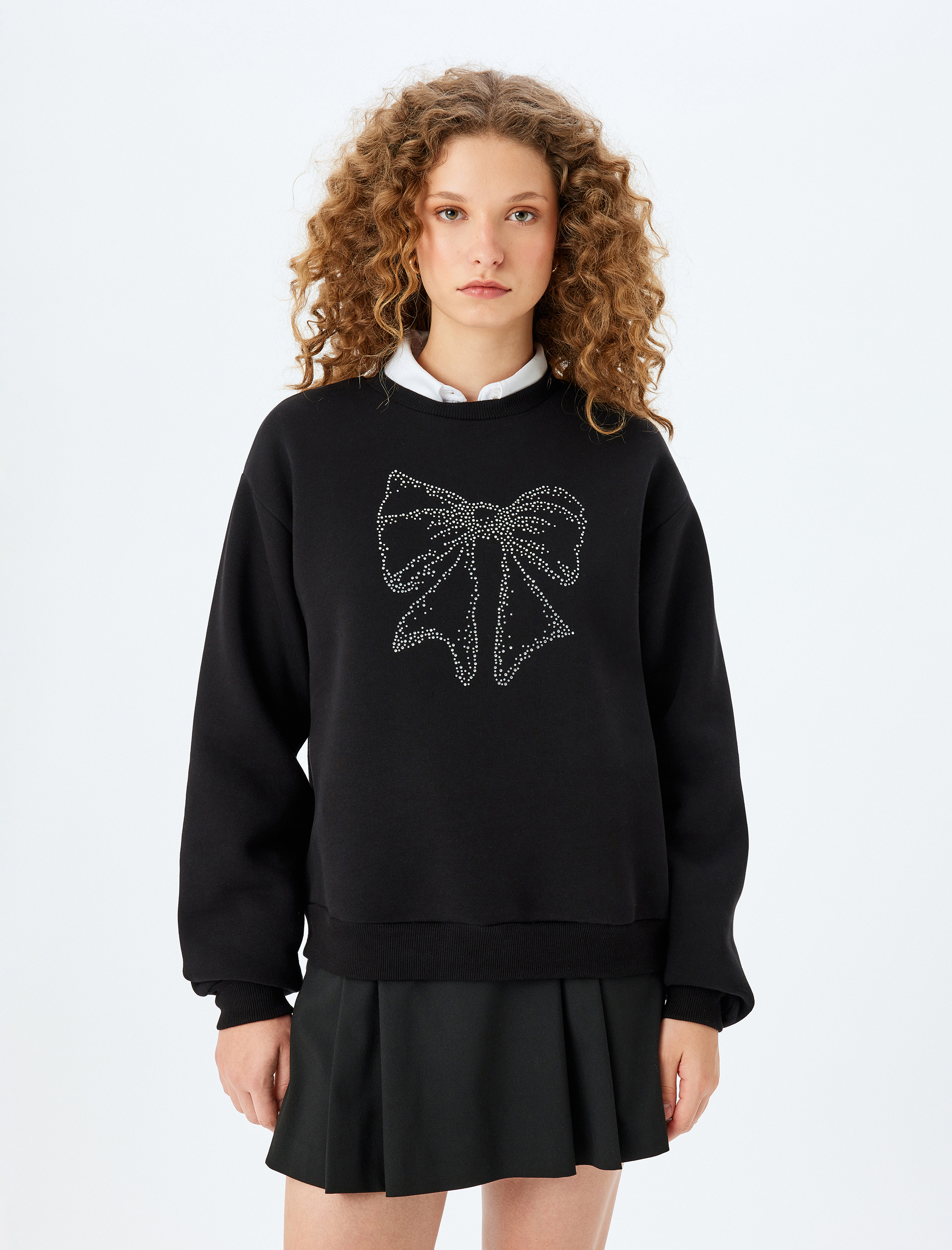 Şardonlu Fiyonk Baskılı Taşlı Bisiklet Yaka Uzun Kollu Sweatshirt