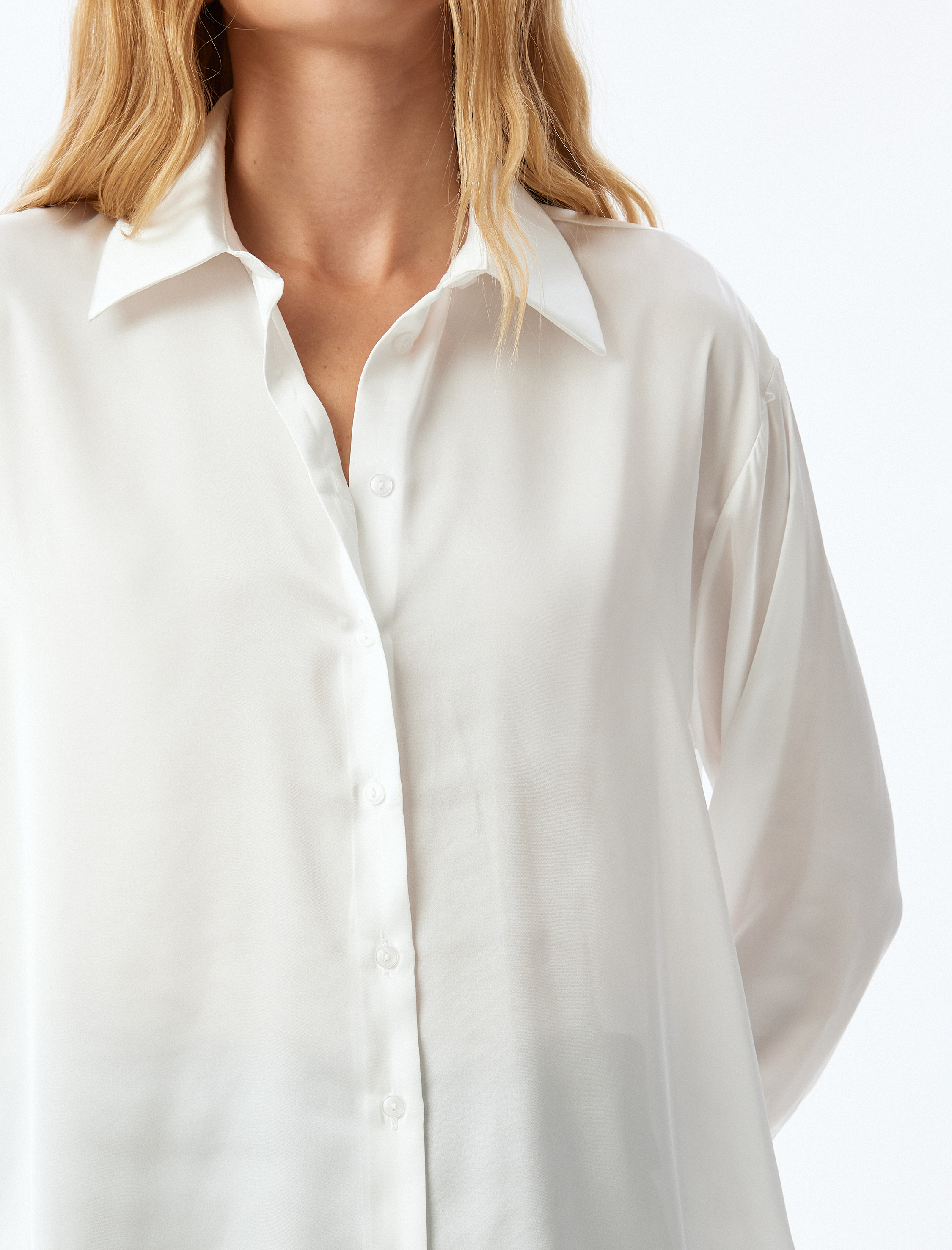   Klasik Yaka Uzun Kollu Gömlek