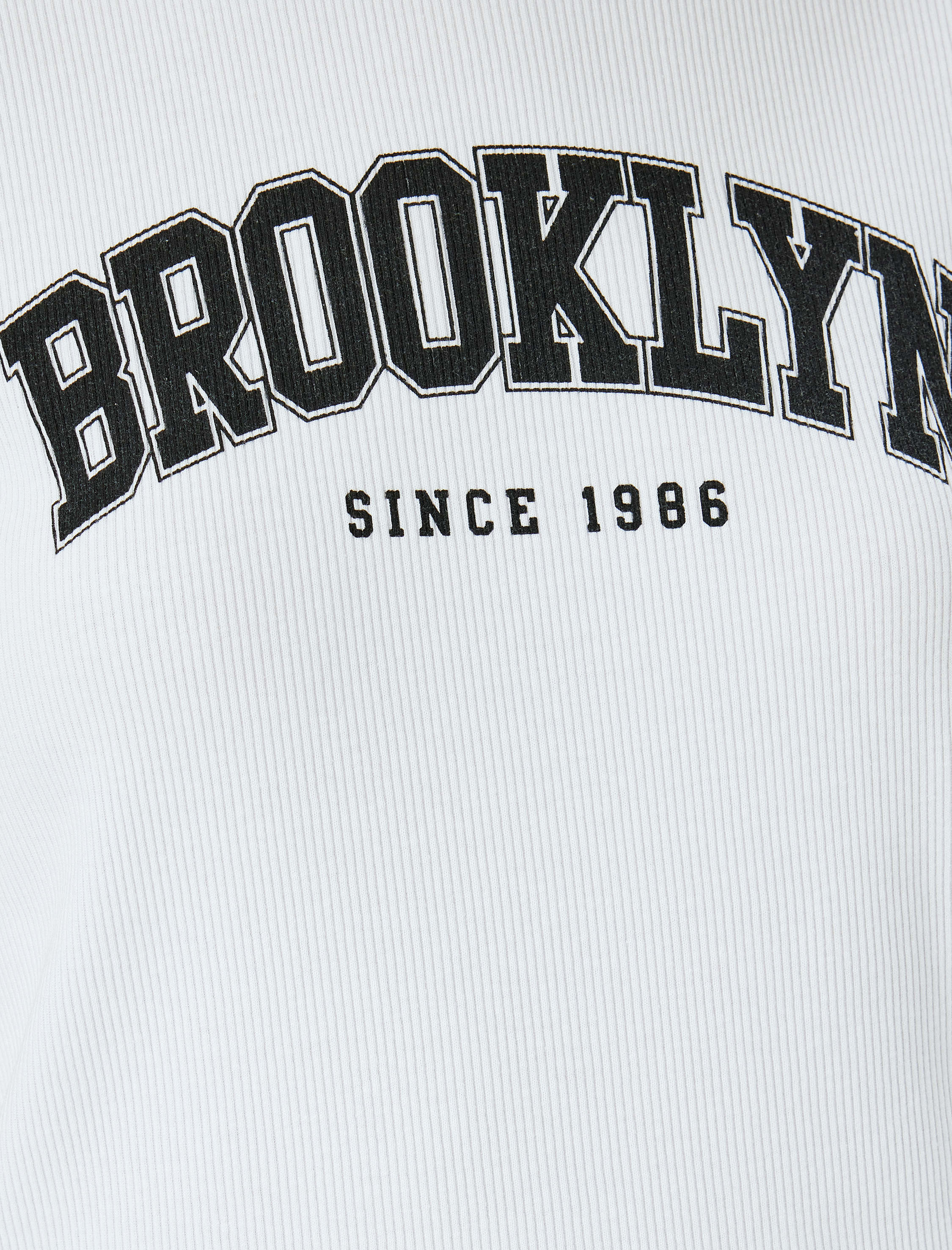   Pamuklu Slim Fit Kısa Kollu Bisiklet Yaka Baskılı Tişört