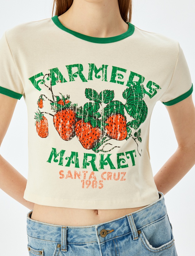 Bisiklet Yaka Çilek Baskılı Crop Biyeli Pamuklu Tişört_4