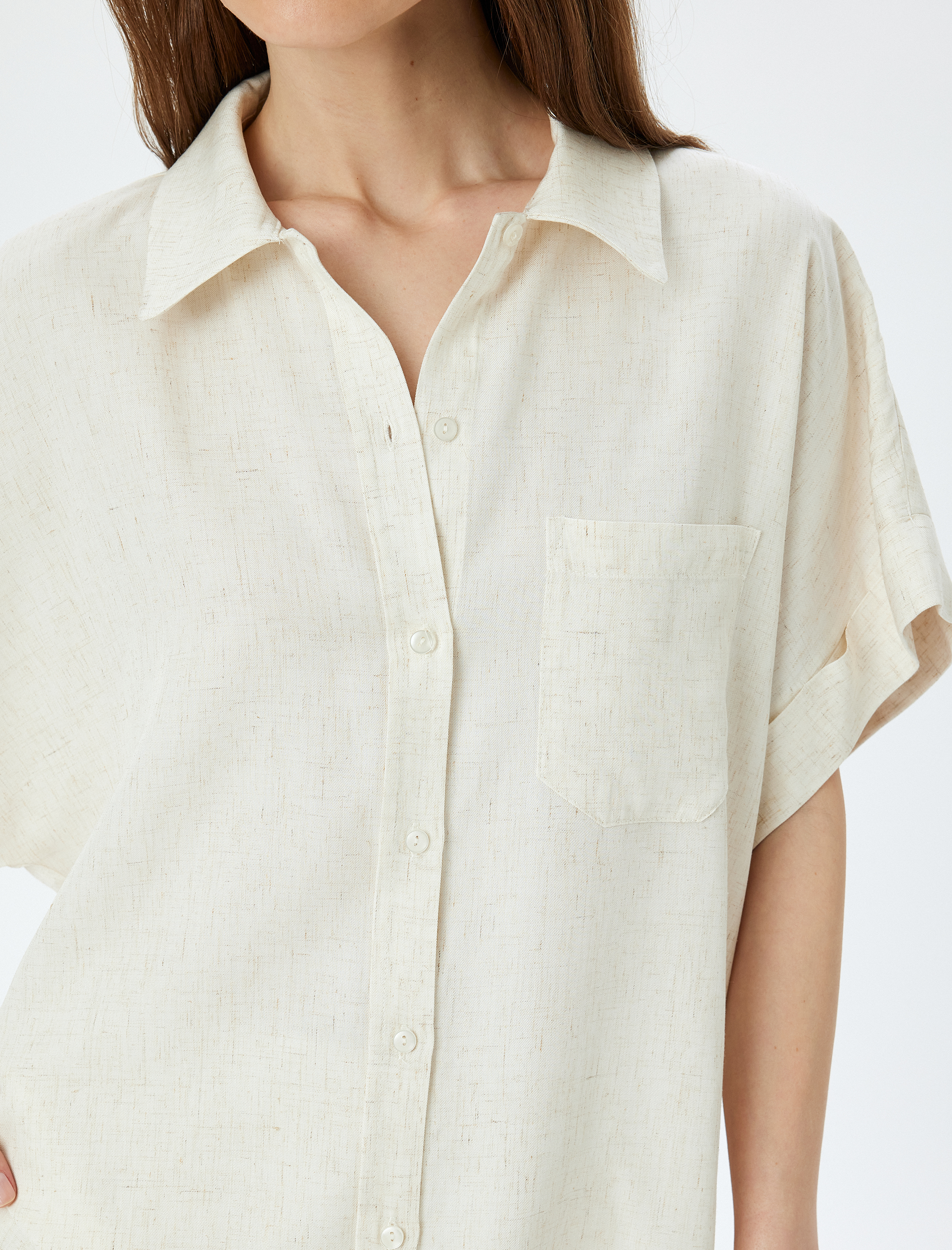   Tek Cep Detaylı Keten Karışımlı Kısa Kollu Gömlek