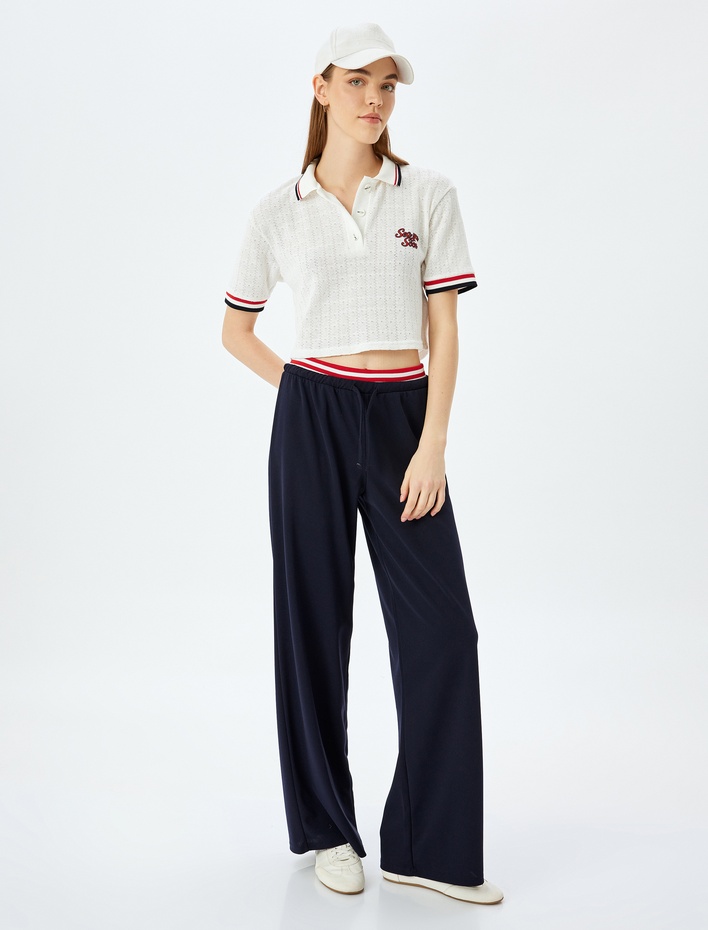  Polo Yaka Kısa Kollu Nakışlı Biyeli Tişört