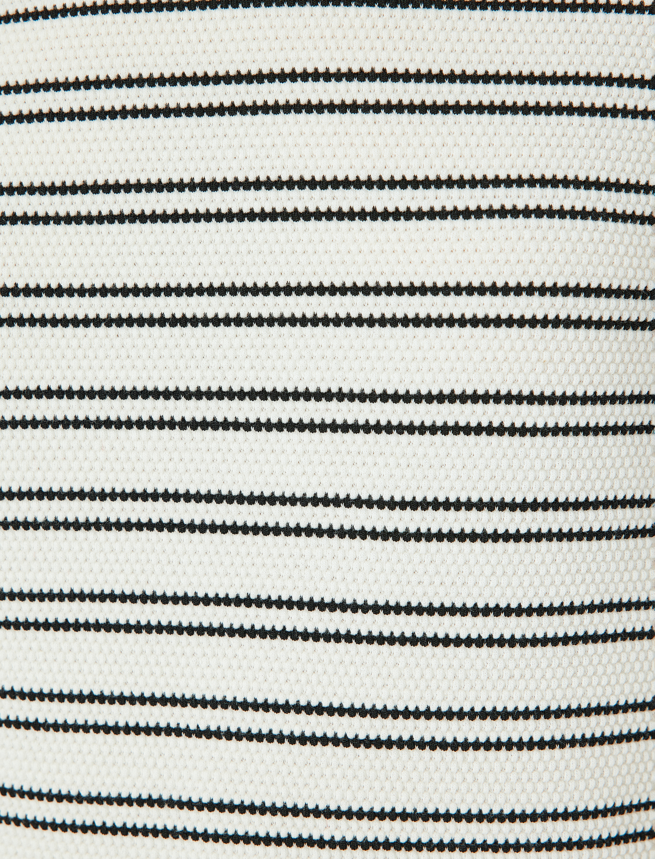   Slim Fit Bisiklet Yaka Kısa Kollu Çizgili Tişört