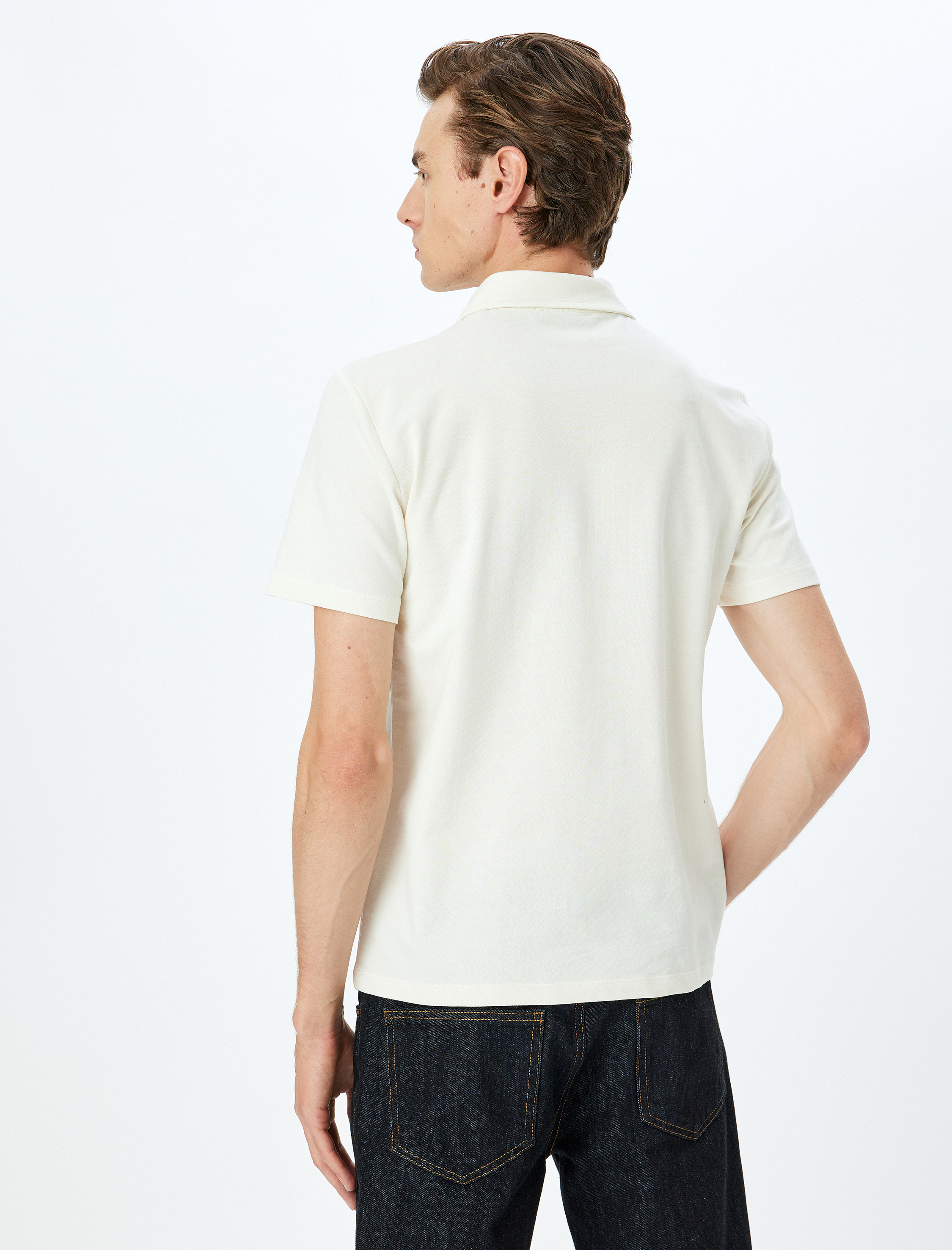 Kısa Kollu Regular Fit Pamuklu Yarım Fermuarlı Tişört