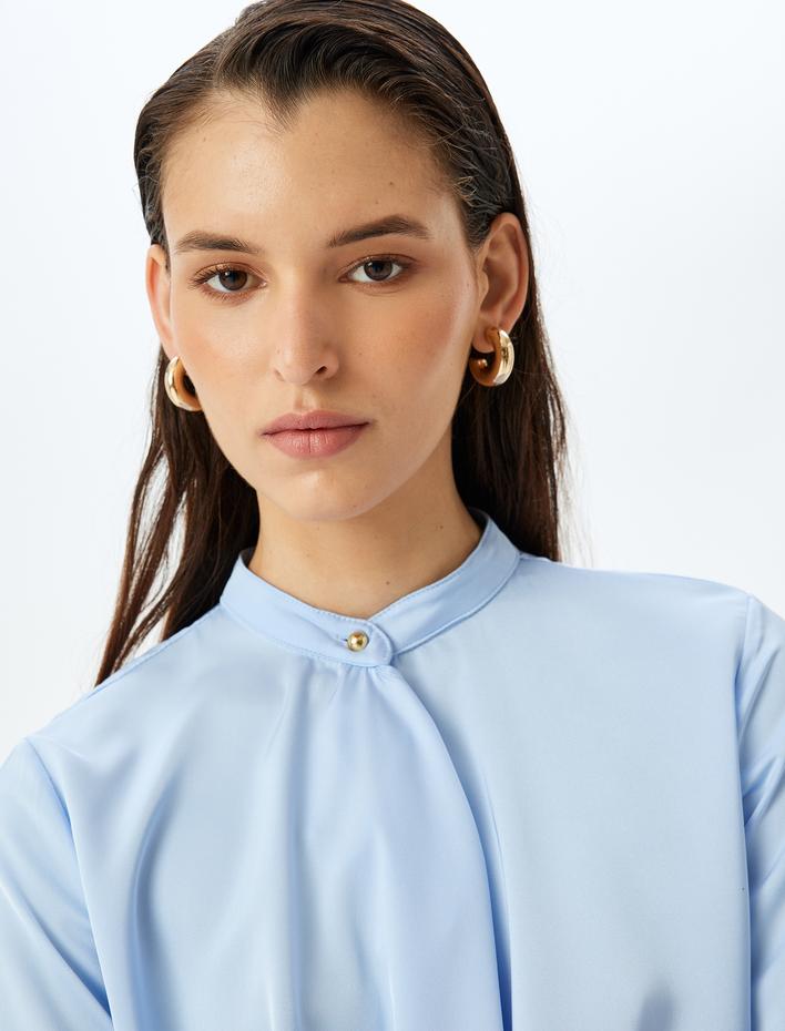  Düğme Detaylı Drapeli Uzun Kollu Saten Bluz