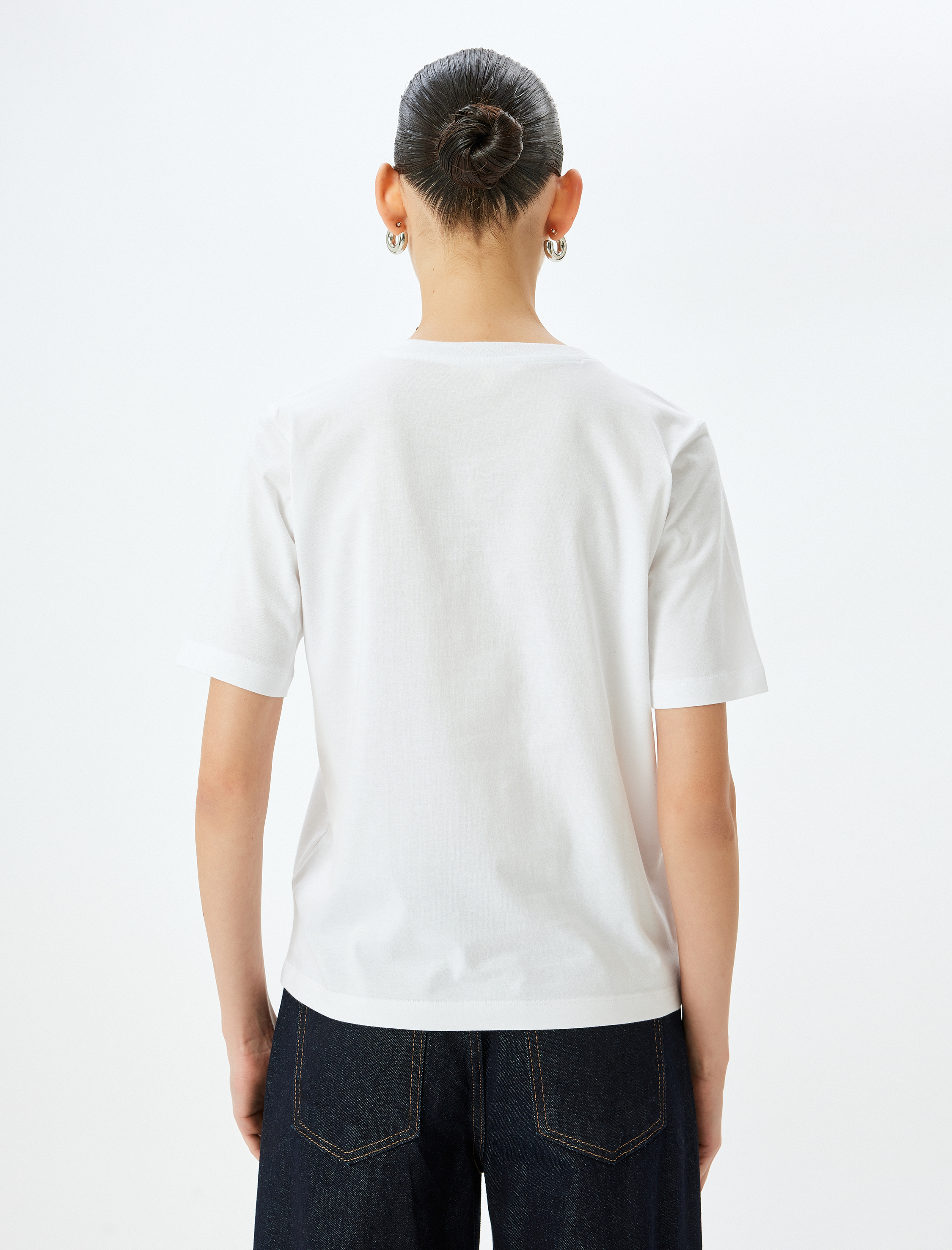   Pamuklu Bisiklet Yaka Kısa Kollu Basic Tişört