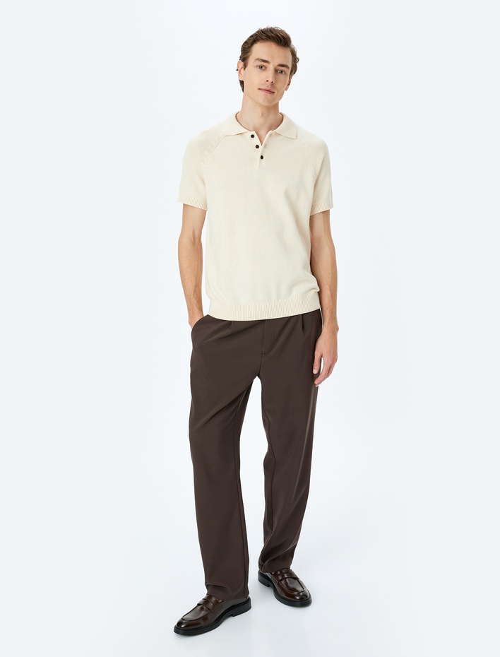  Pamuklu Düğmeli Polo Yaka Kısa Kollu Triko Tişört