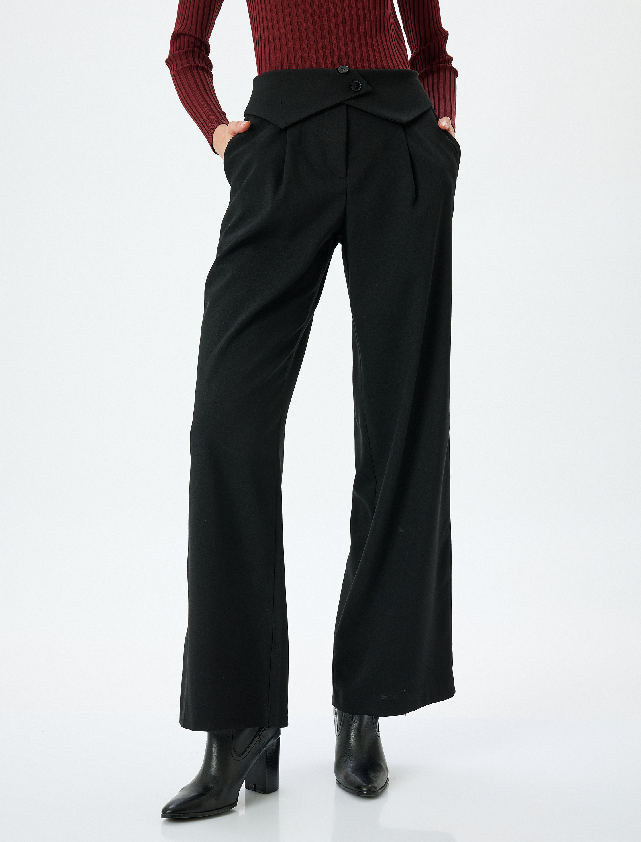   Kemer Detaylı Yüksek Bel Düz Geniş Paça Pantolon