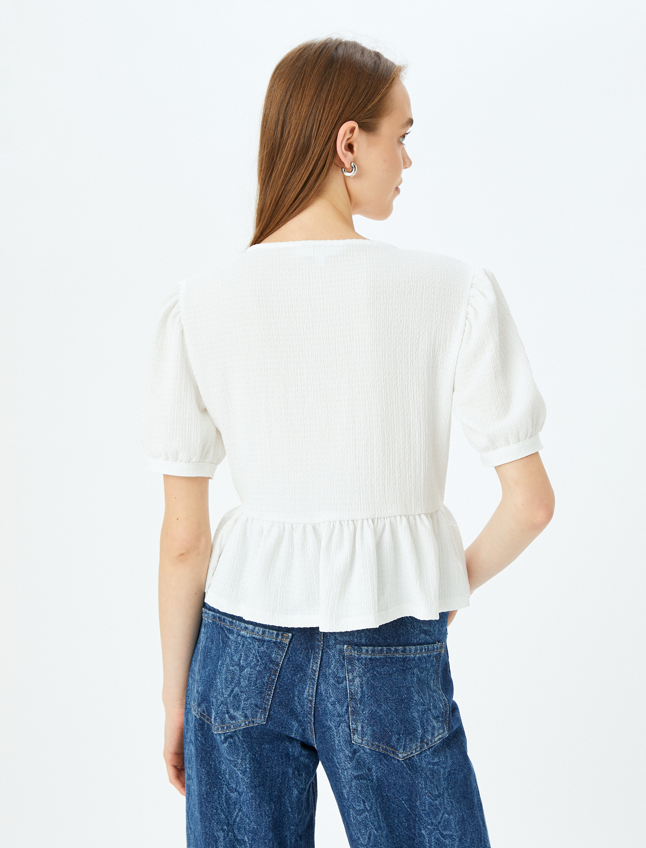   Bisiklet Yaka Balon Kollu Bağcıklı Volanlı Bluz Bürümcük