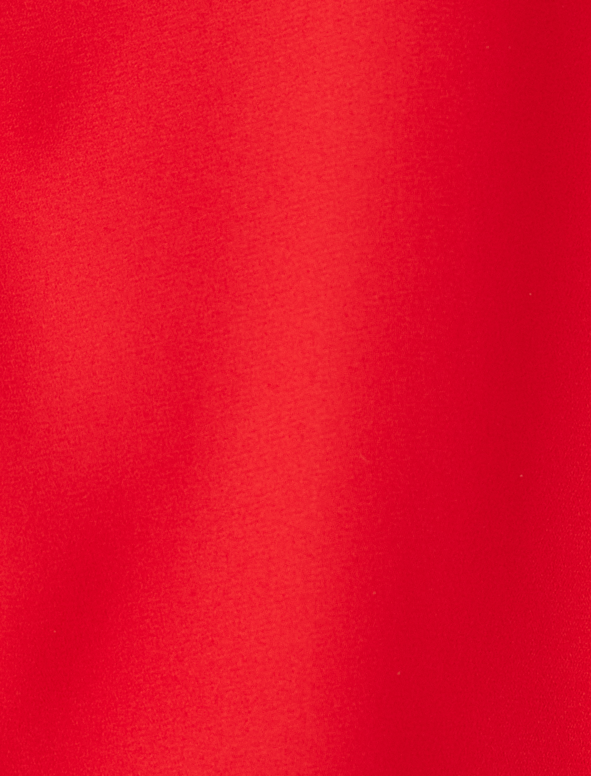   Fırfırlı V Yaka Kolsuz Krep Bluz