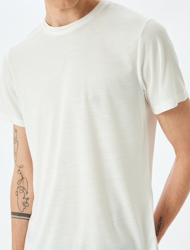 Bisiklet Yaka Kısa Kollu Viskon Karışımlı Basic Slim Fit Tişört_4