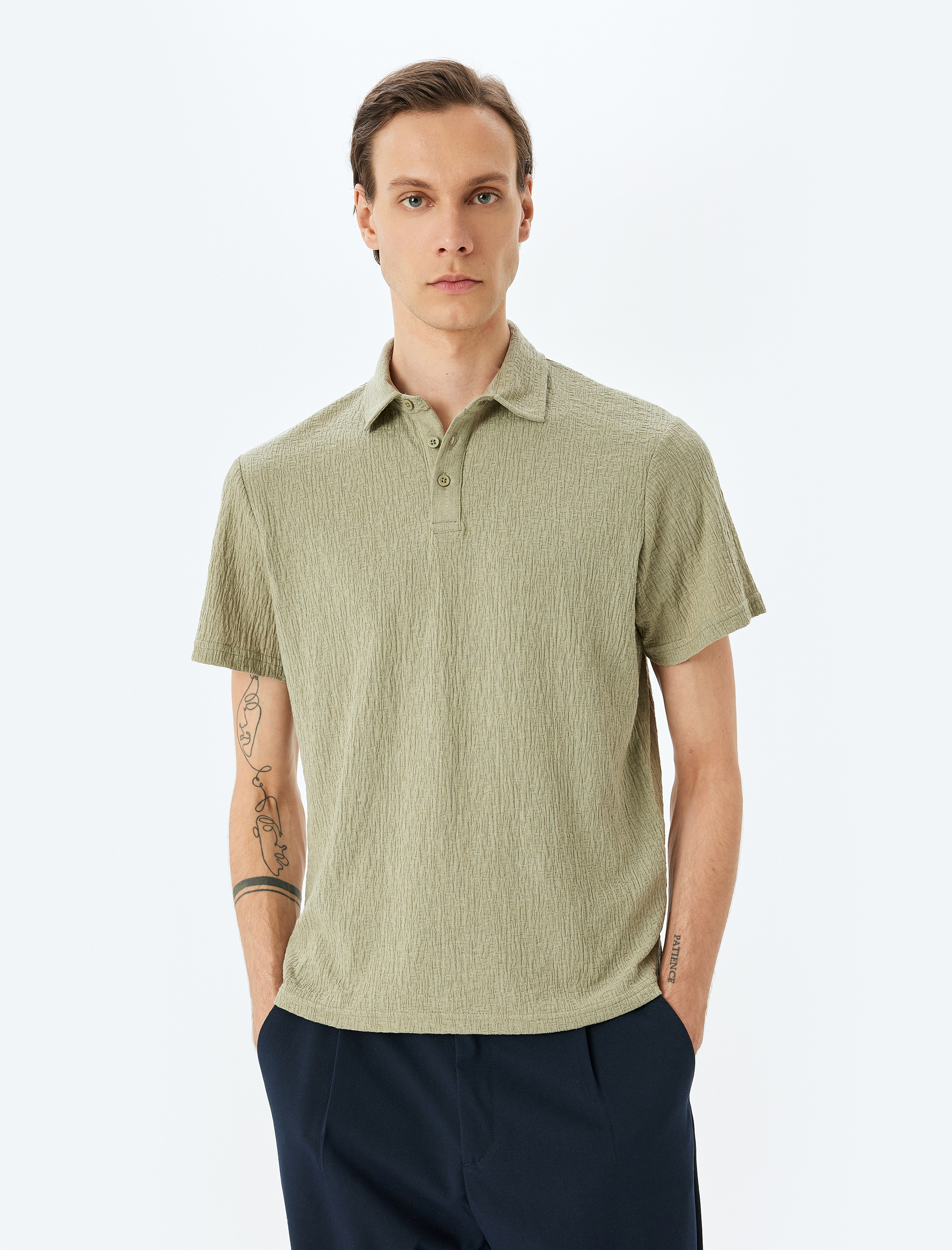 Kısa Kollu Pamuk Karışımlı Regular Fit Dokulu Polo Yaka Tişört