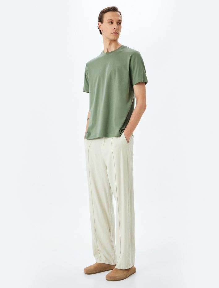  Pamuklu Bisiklet Yaka Regular Fit Kısa Kollu Basic Tişört