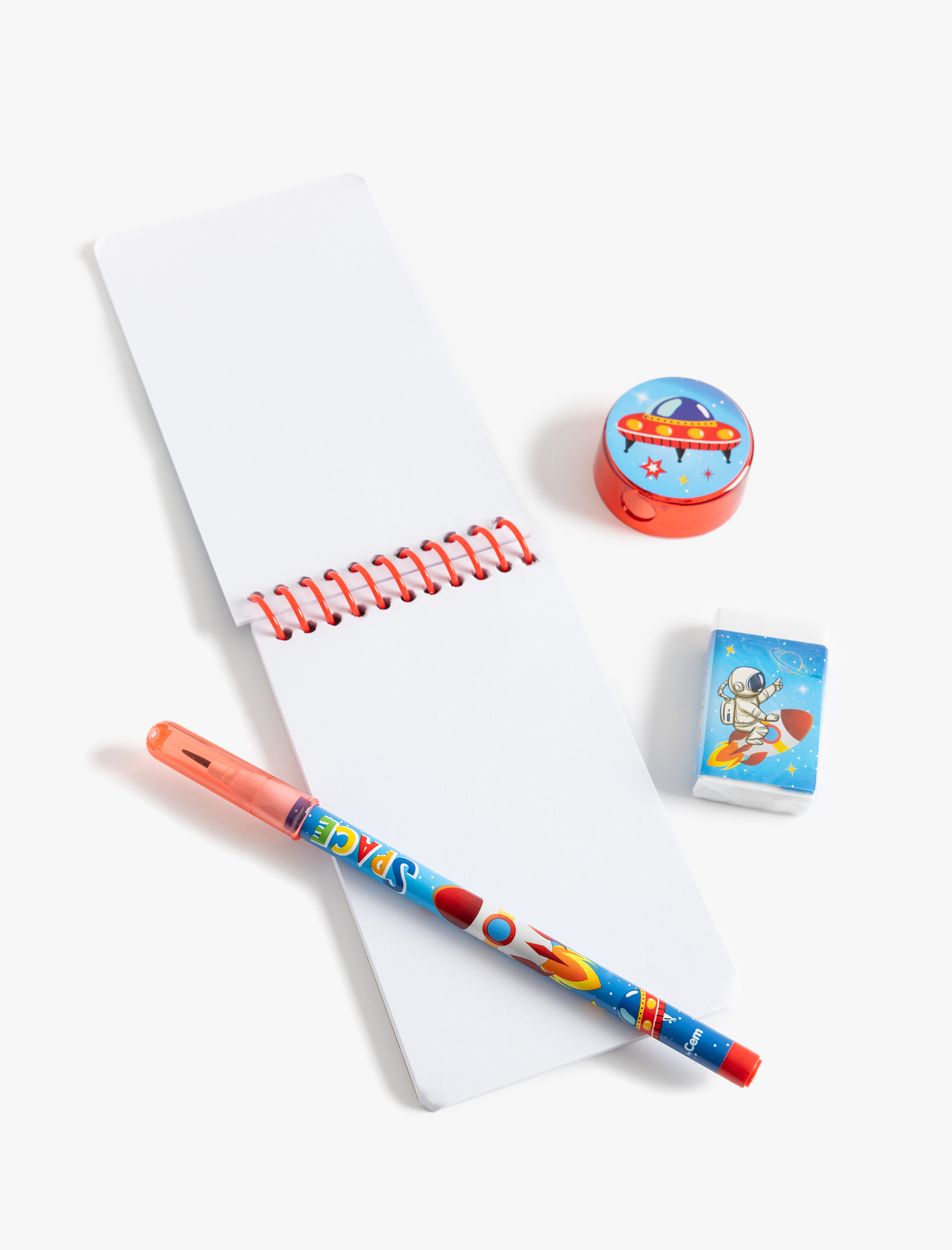 Kadın Uzay Temalı Defter ve Kırtasiye Seti