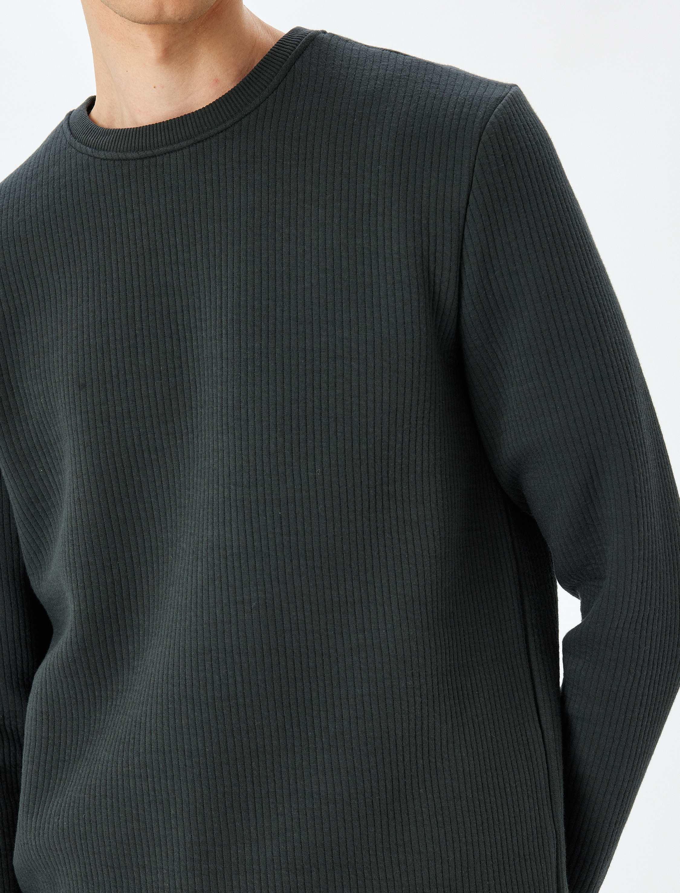 Uzun Kollu Pamuk Karışımlı Dokulu Basic Bisiklet Yaka Sweatshirt
