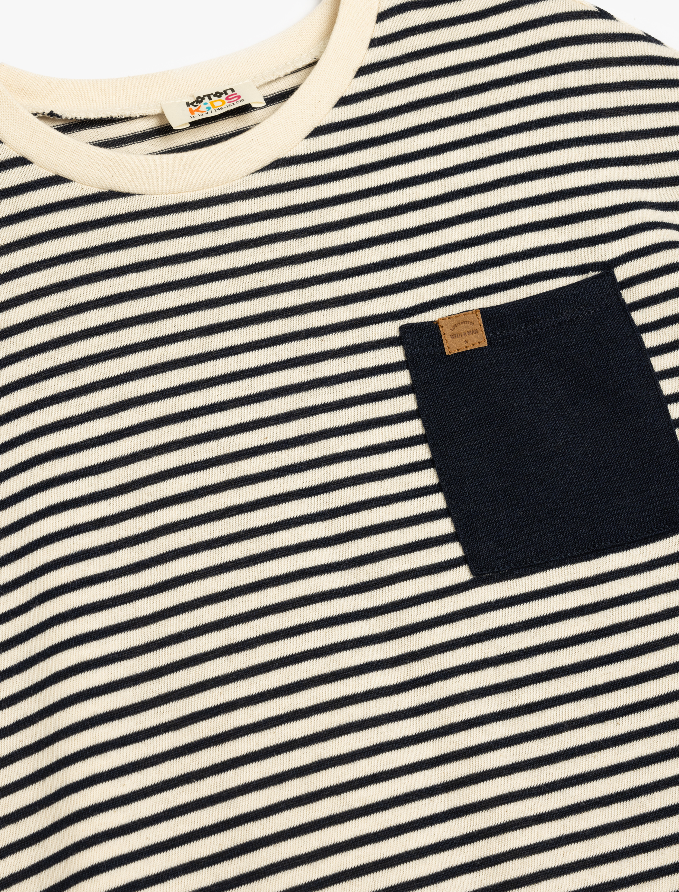  Erkek Çocuk Cep Detaylı Oversize Bisiklet Yaka Çizgili Tişört