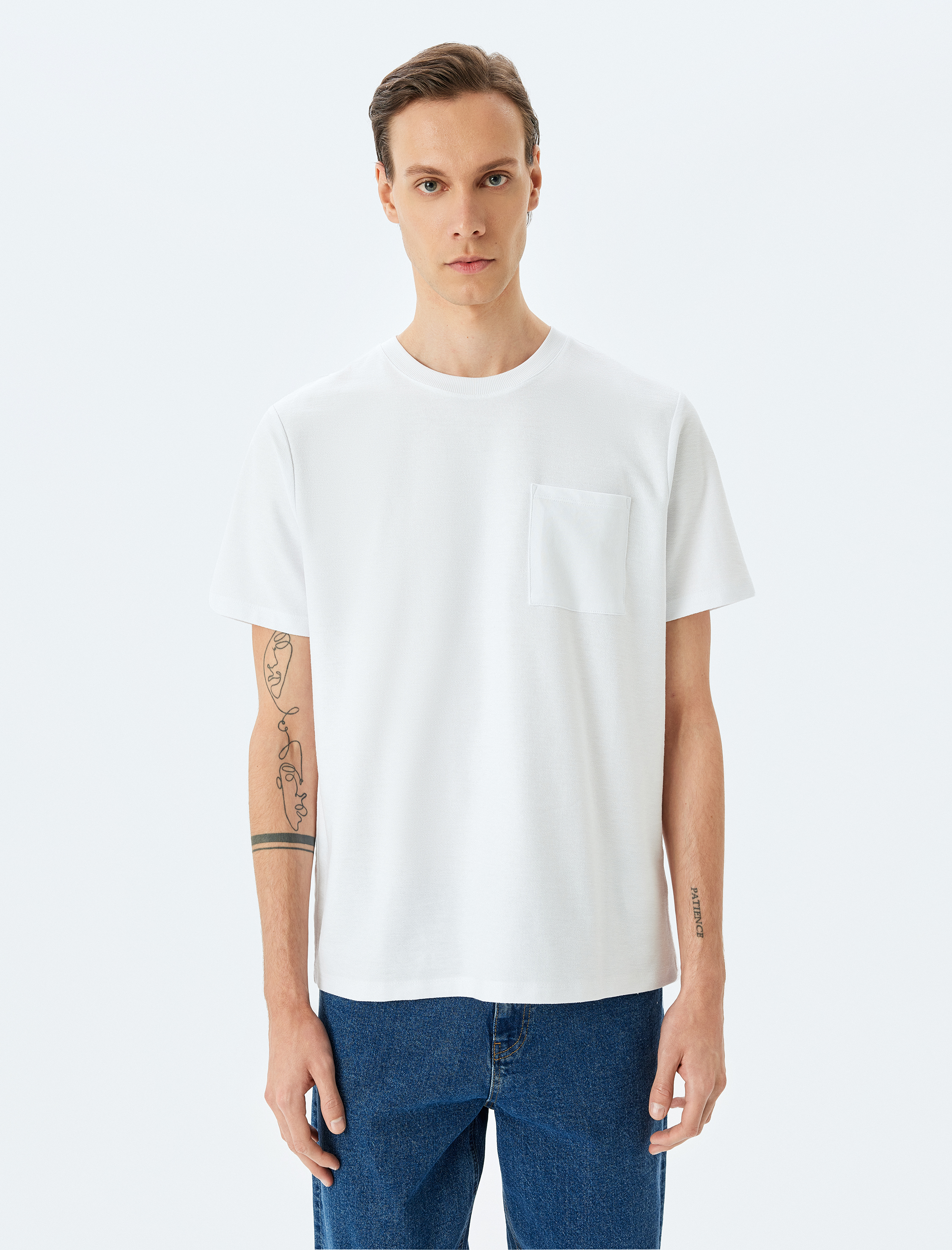   Cep Detaylı Bisiklet Yaka Regular Fit Tok Kumaş Pamuklu Kısa Kollu Basic Tişört