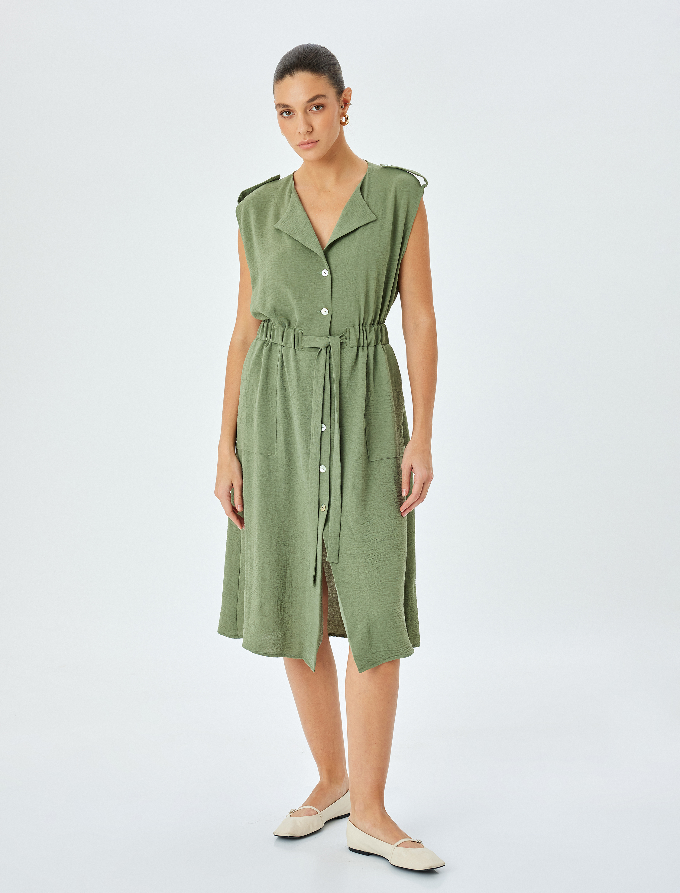   Beli Lastikli Kemer Detaylı Cepli Kolsuz Midi Boy Elbise