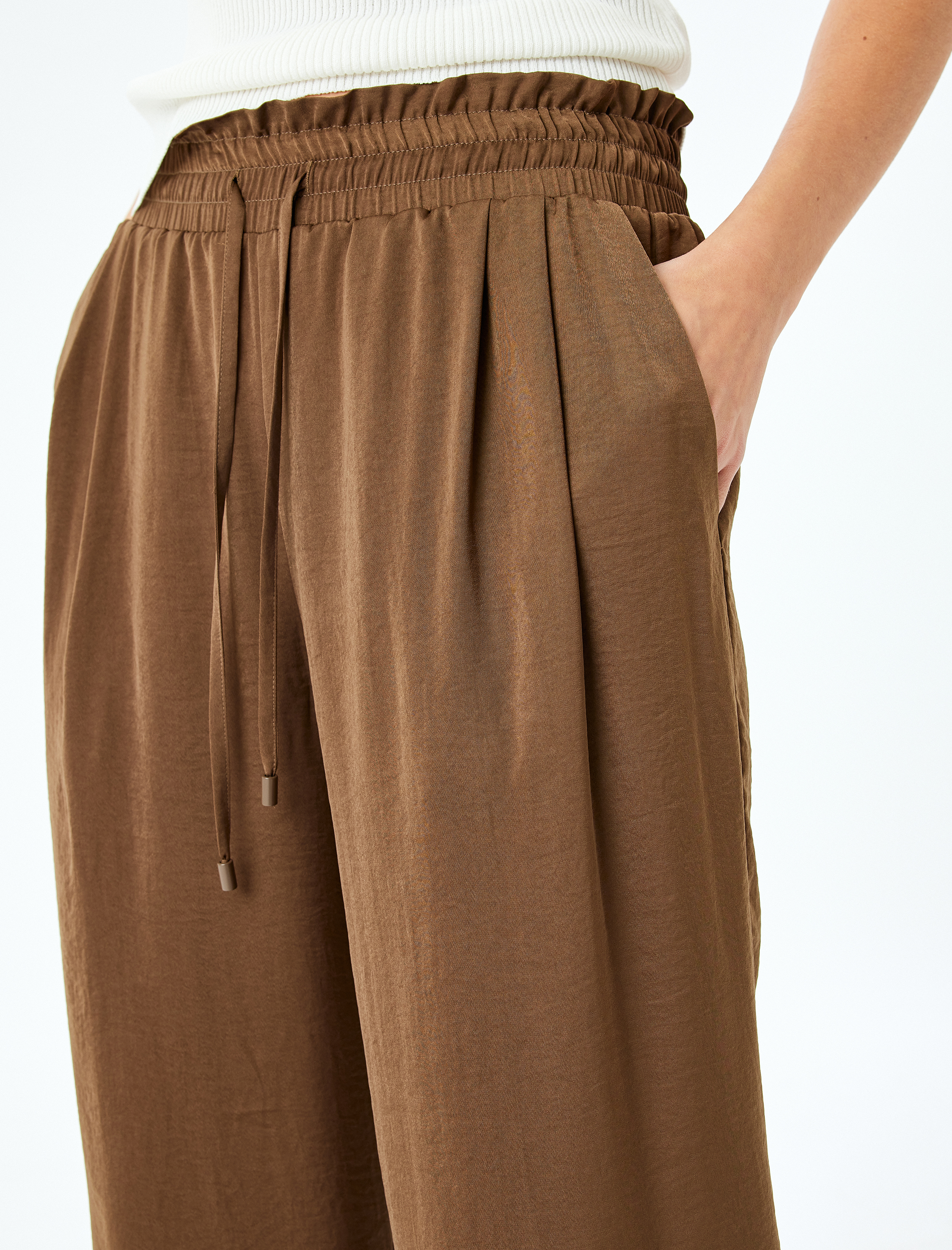   Bel Bağlamalı Lastikli Cepli Saten Palazzo Pantolon