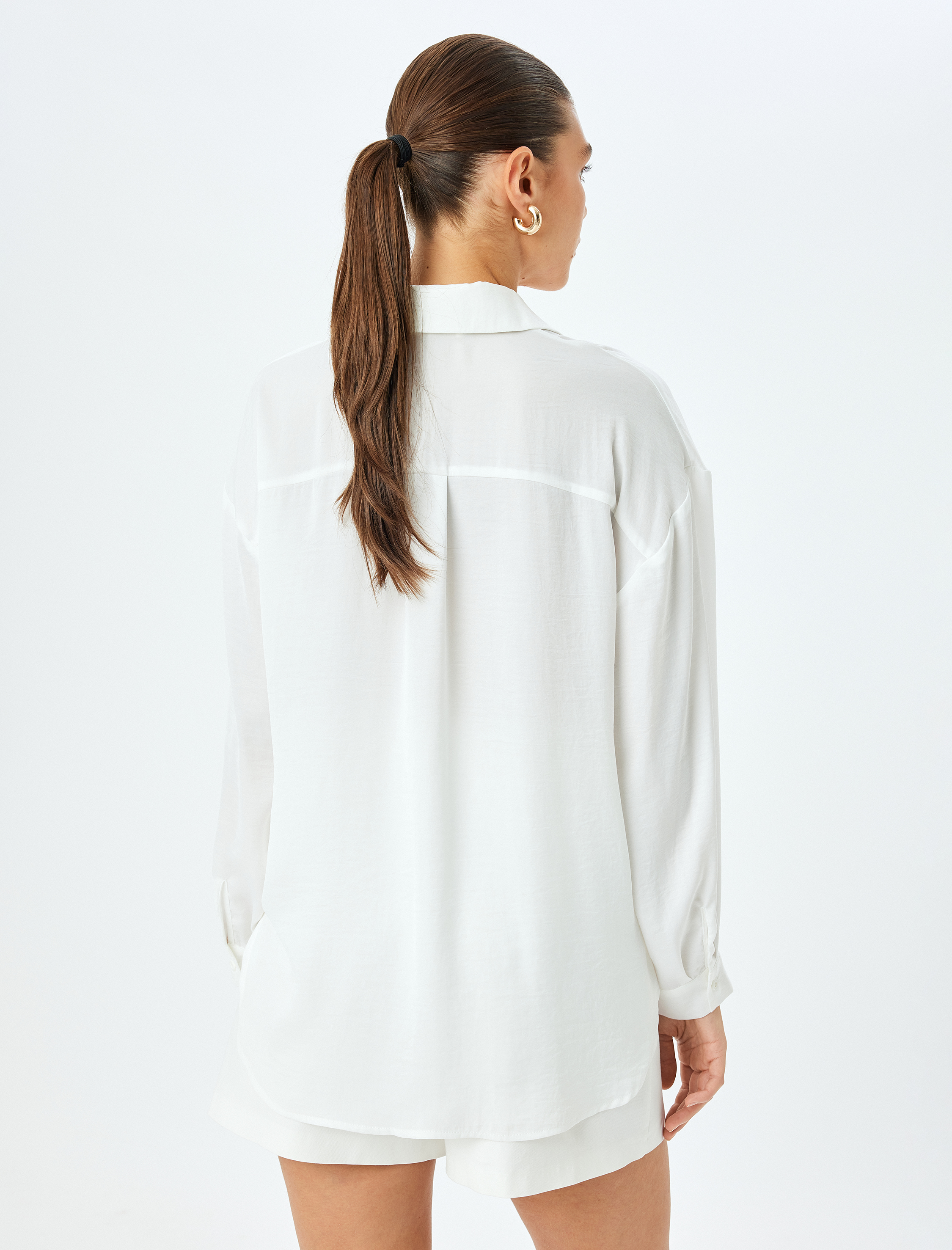   Klasik Yaka Uzun Kollu Oversize Gömlek