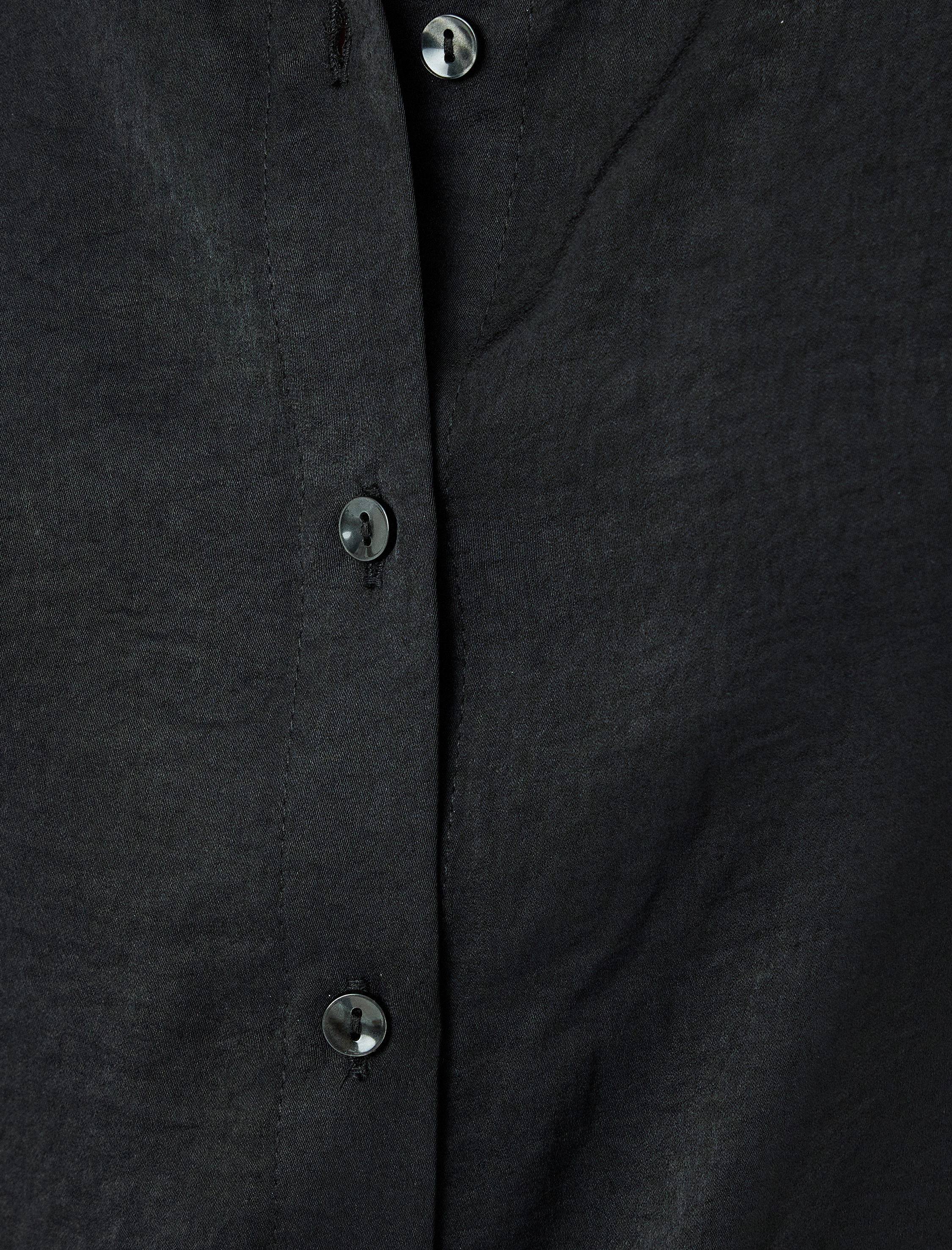   Klasik Yaka Düğmeli Kolsuz Gömlek