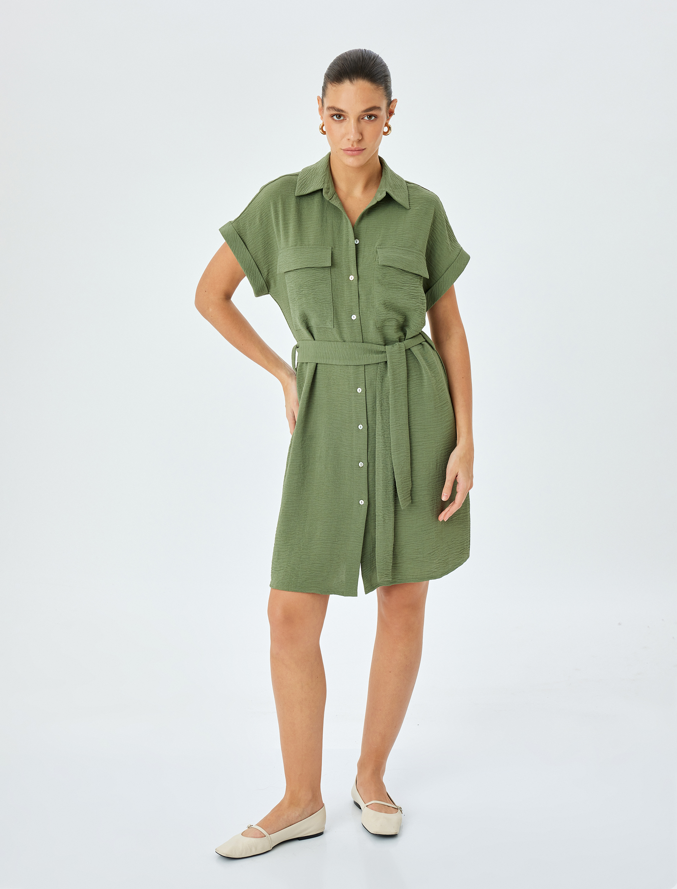   Cep Detaylı Kısa Kollu Düğmeli Kuşak Detaylı Gömlek Elbise