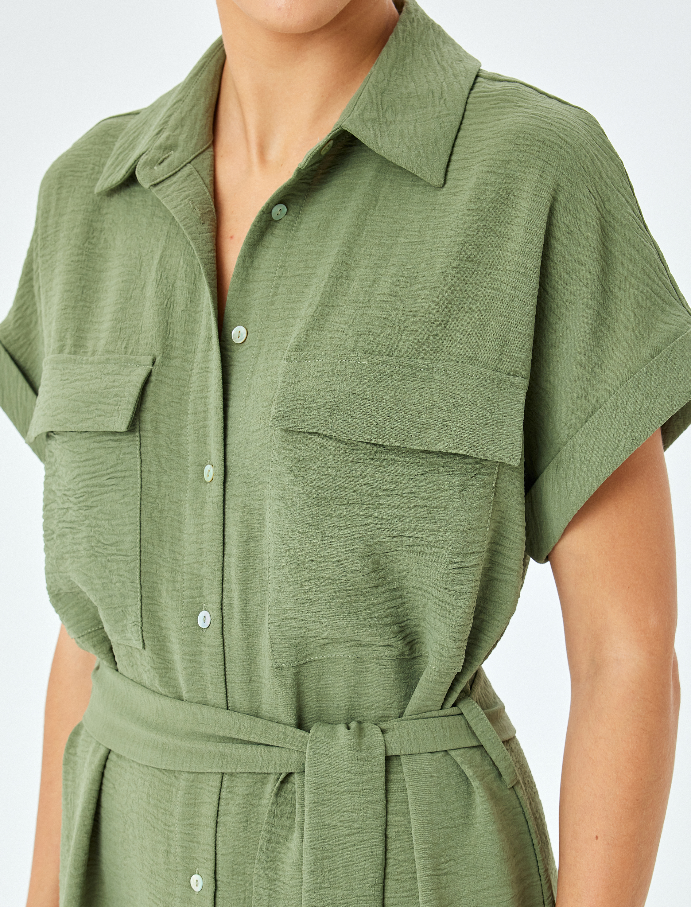   Cep Detaylı Kısa Kollu Düğmeli Kuşak Detaylı Gömlek Elbise