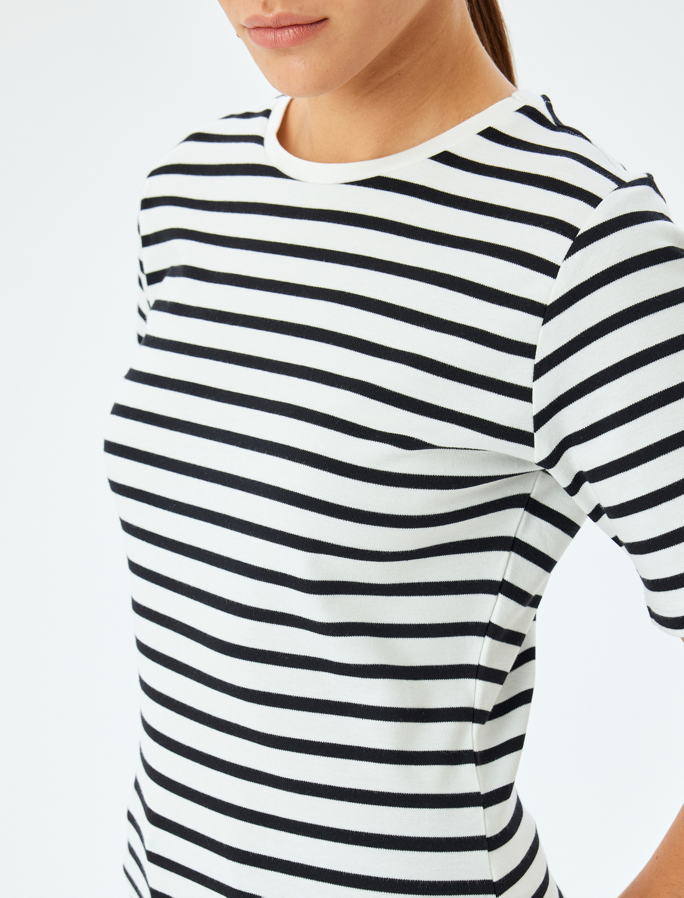   Pamuklu Bisiklet Yaka Kısa Kollu Çizgili Tişört