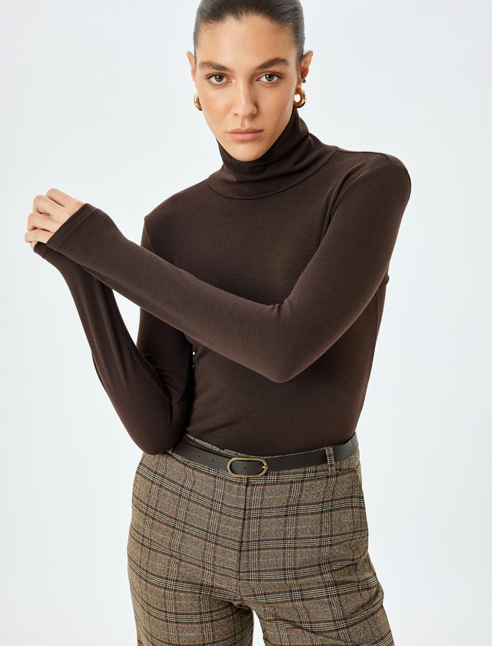  Koton X Melis Ağazat - Slim Fit Uzun Kollu Balıkçı Yaka Tişört