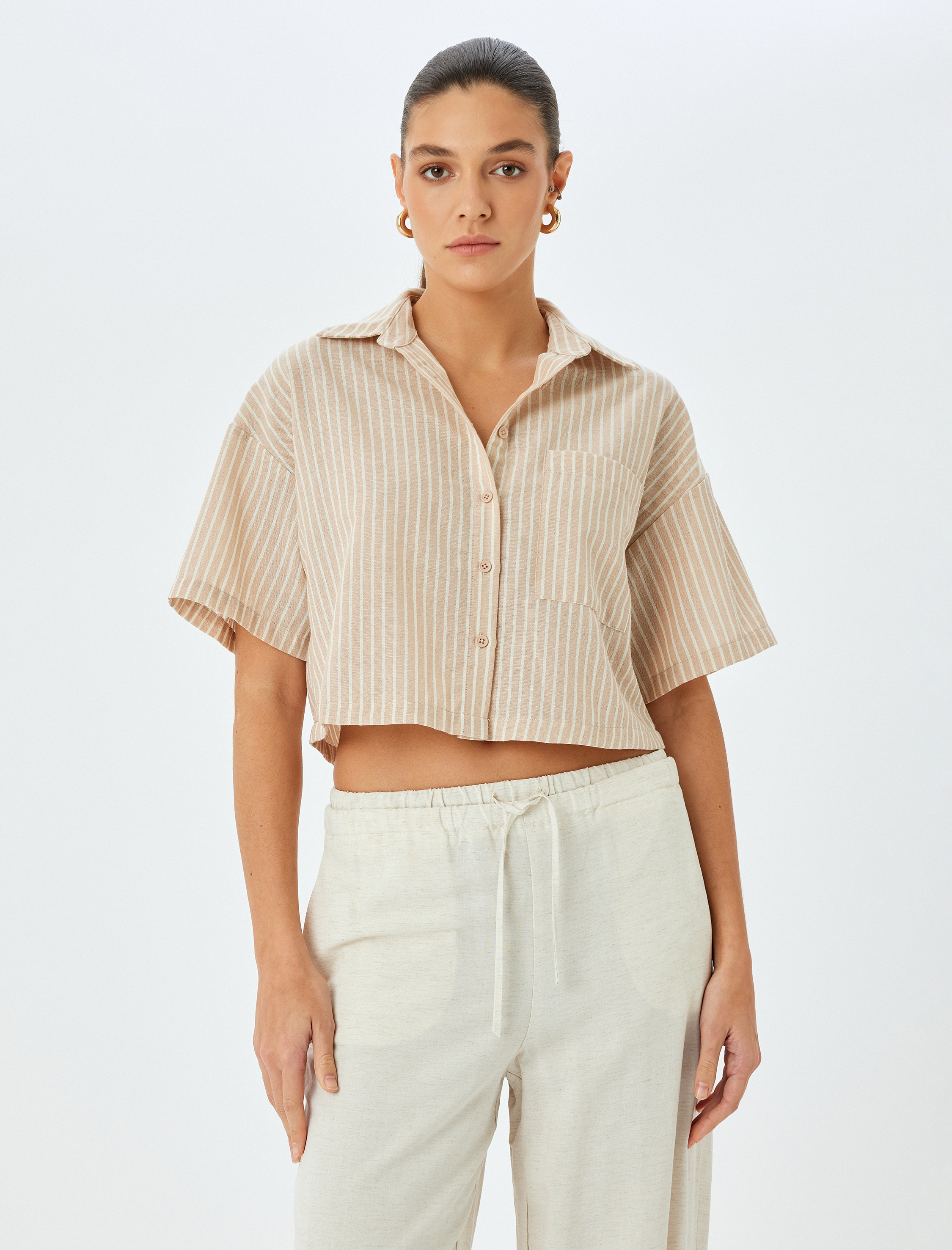   Tek Cep Detaylı Kısa Kollu Çizgili Crop Gömlek