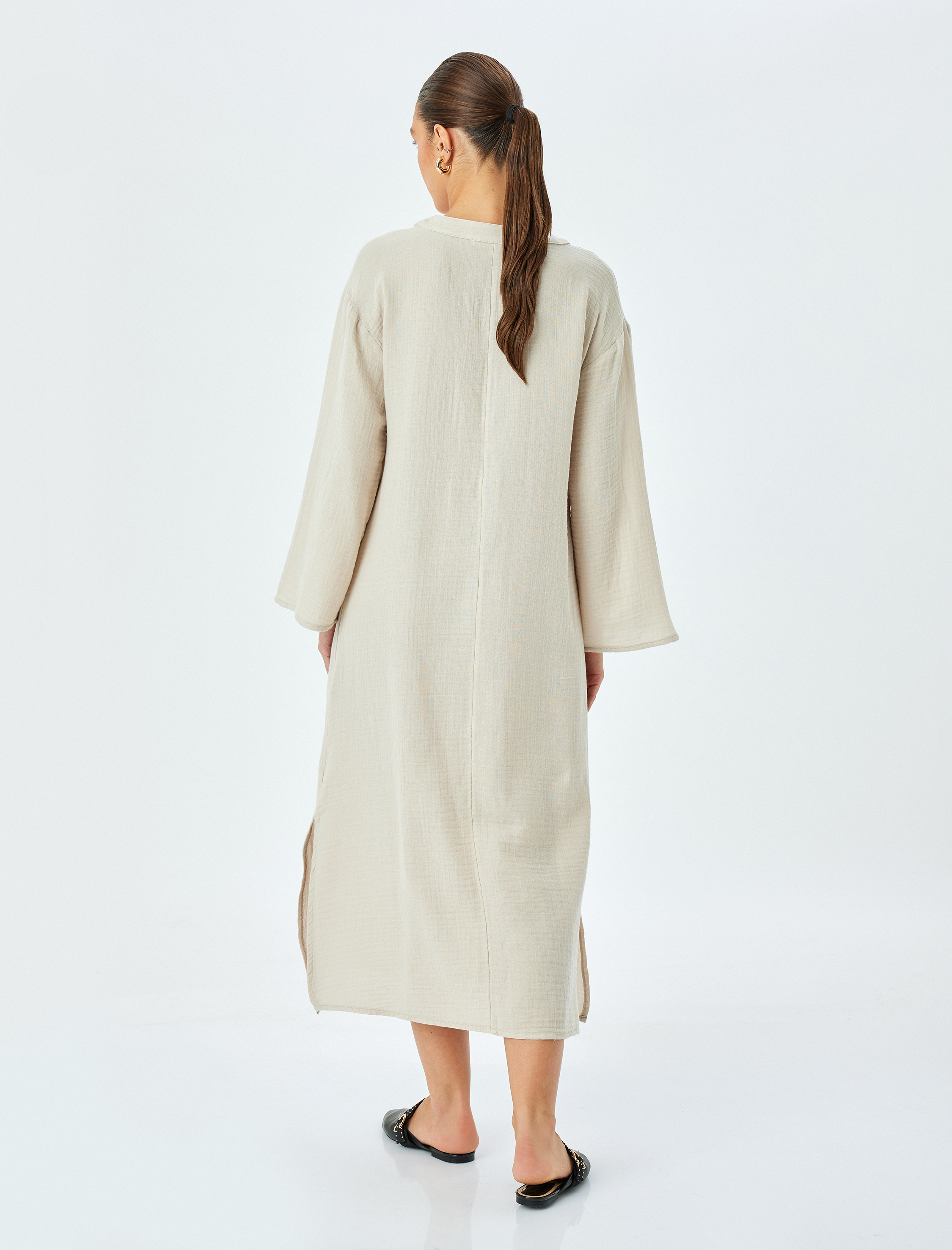   Taş İşlemeli V Yaka Uzun Kollu Pamuklu Rahat Kalıp Uzun Elbise