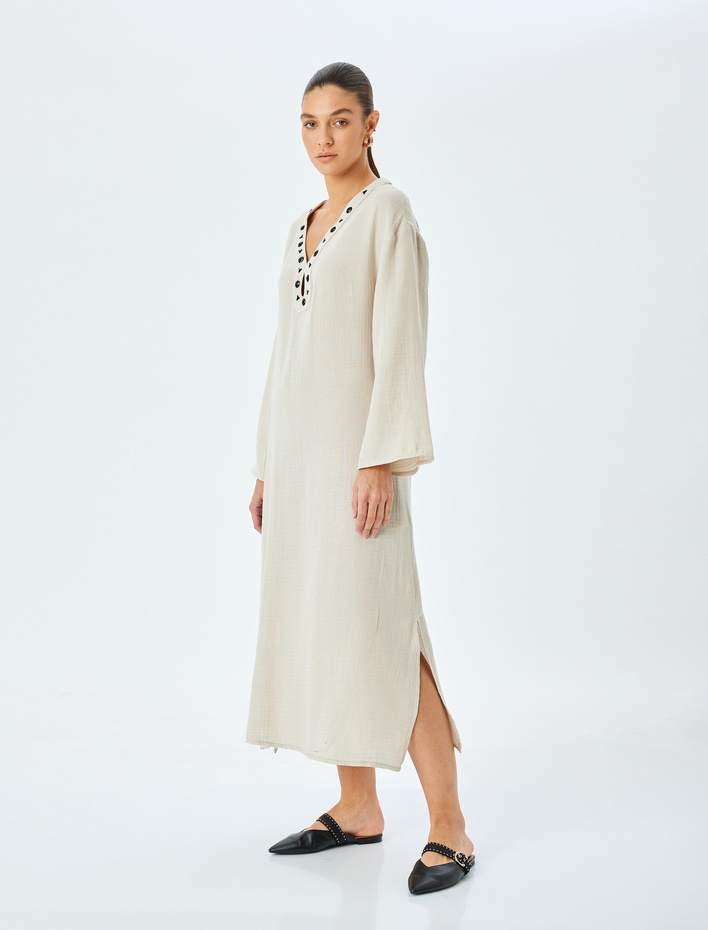  Taş İşlemeli V Yaka Uzun Kollu Pamuklu Rahat Kalıp Uzun Elbise