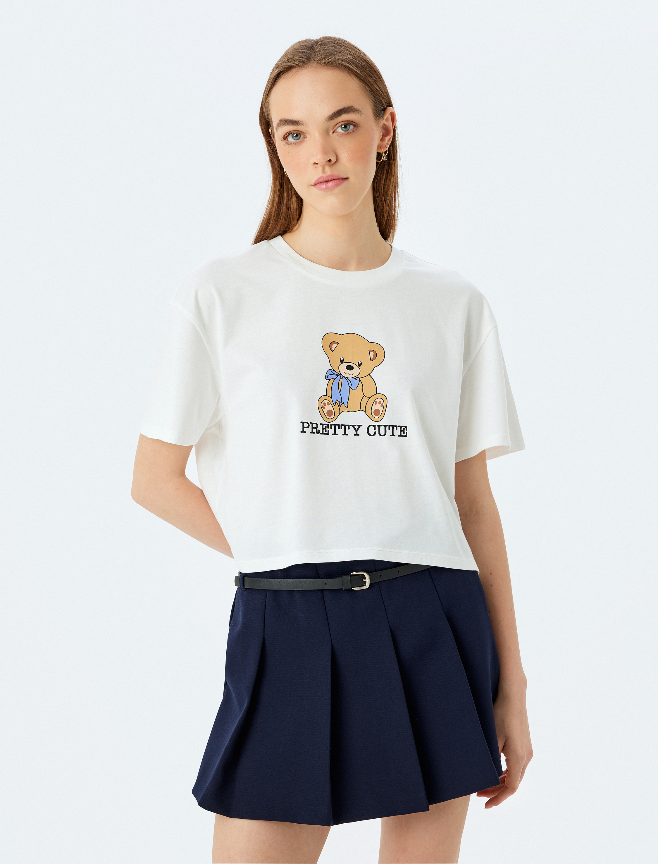   Ayı Baskılı Kısa Kollu Bisiklet Yaka Crop Tişört