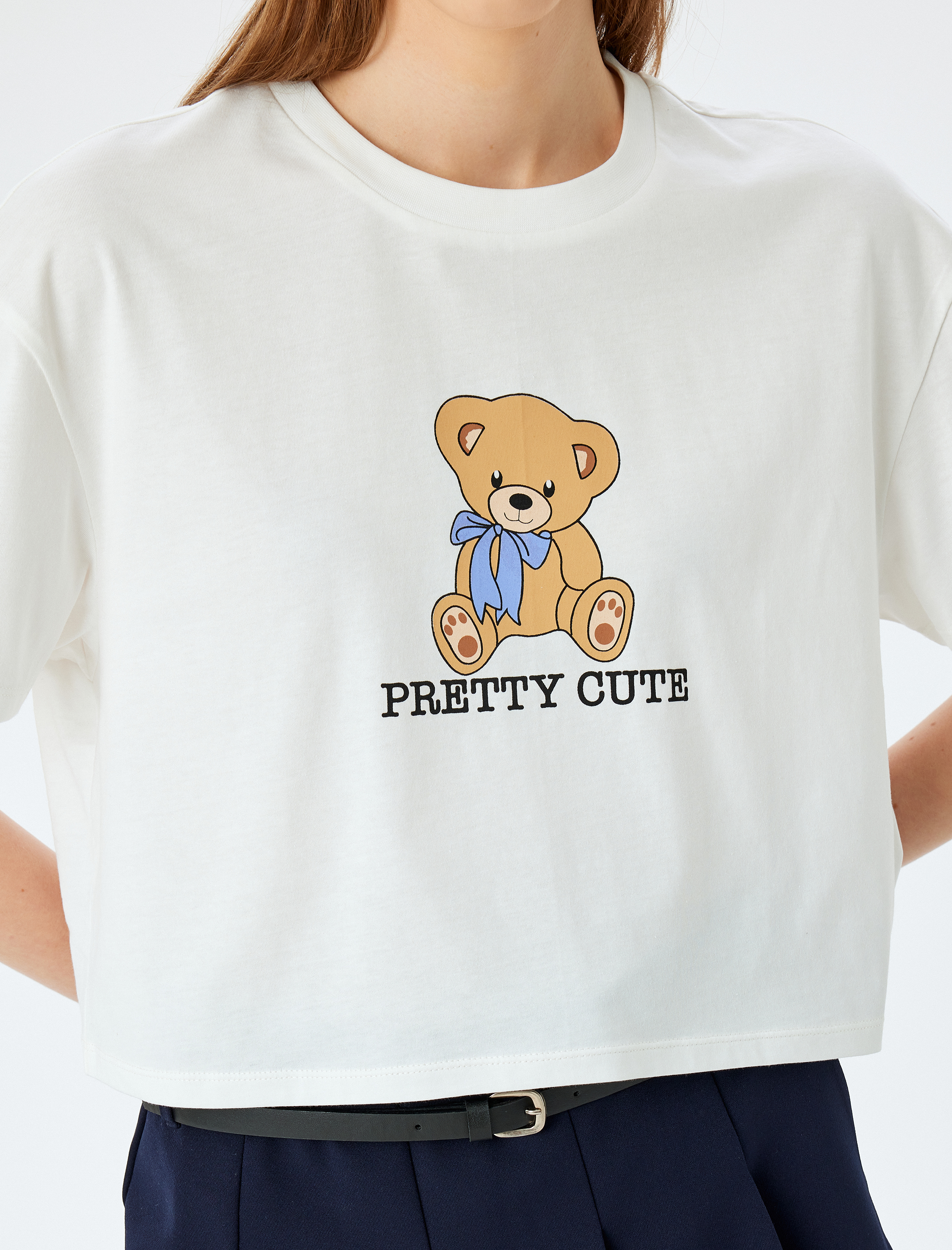   Ayı Baskılı Kısa Kollu Bisiklet Yaka Crop Tişört