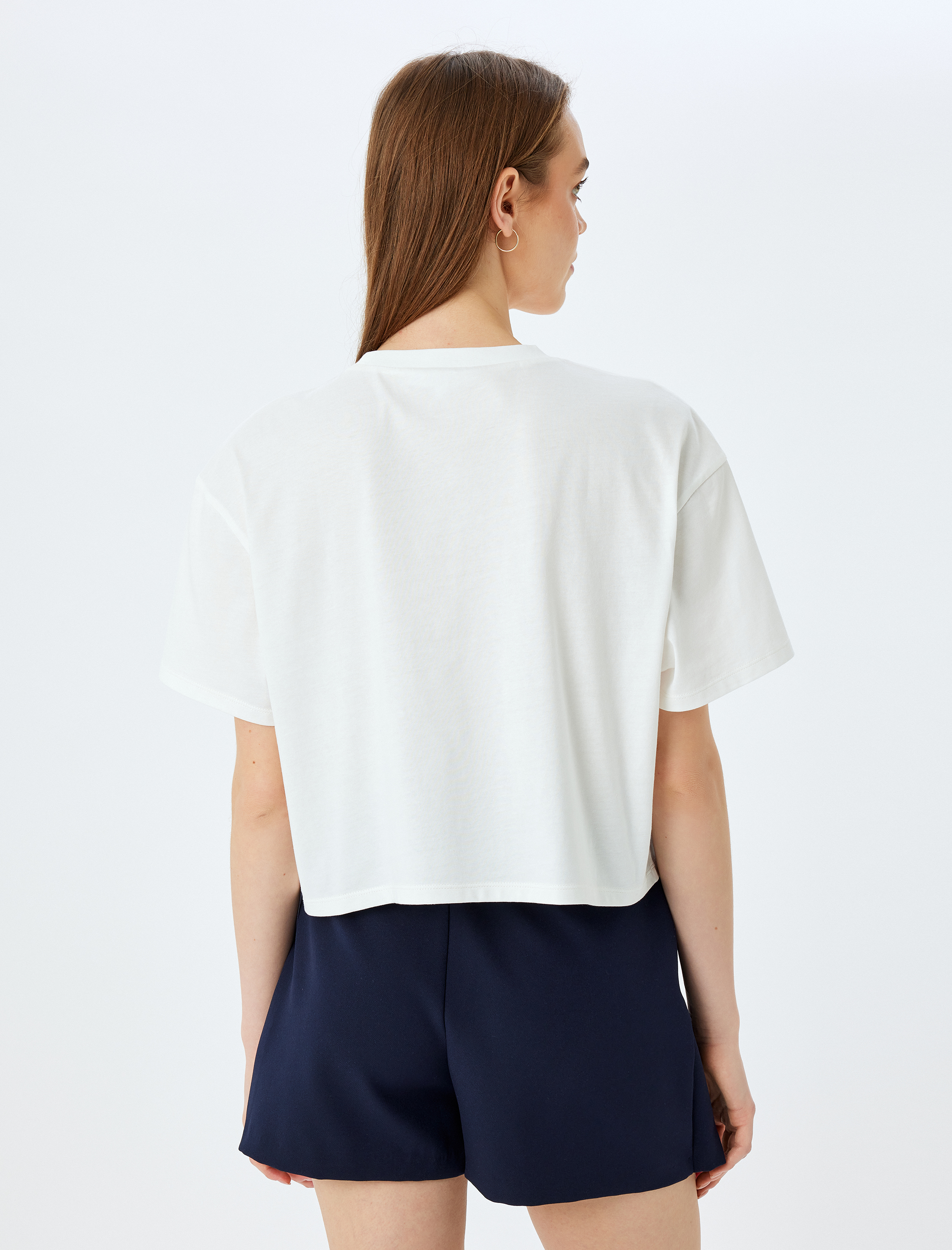   Ayı Baskılı Kısa Kollu Bisiklet Yaka Crop Tişört