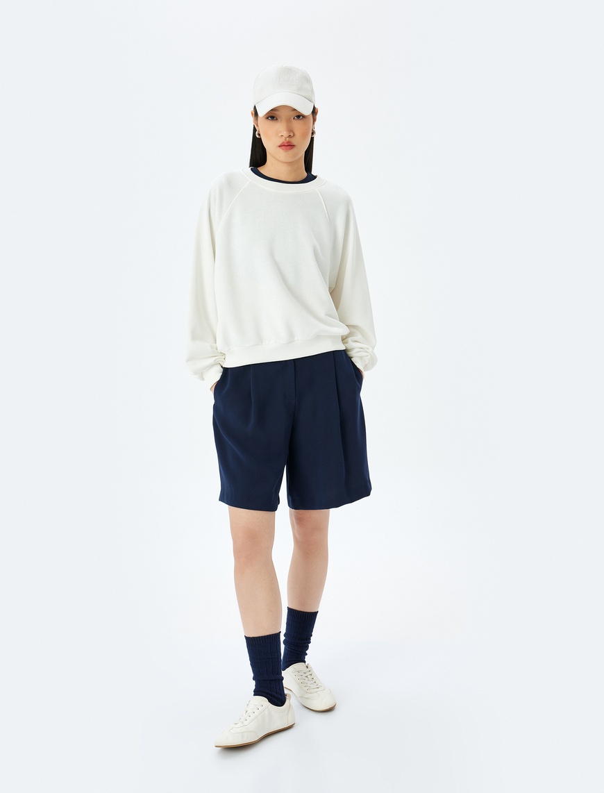   Bisiklet Yaka Uzun Kollu Basic Oversize Sweatshirt