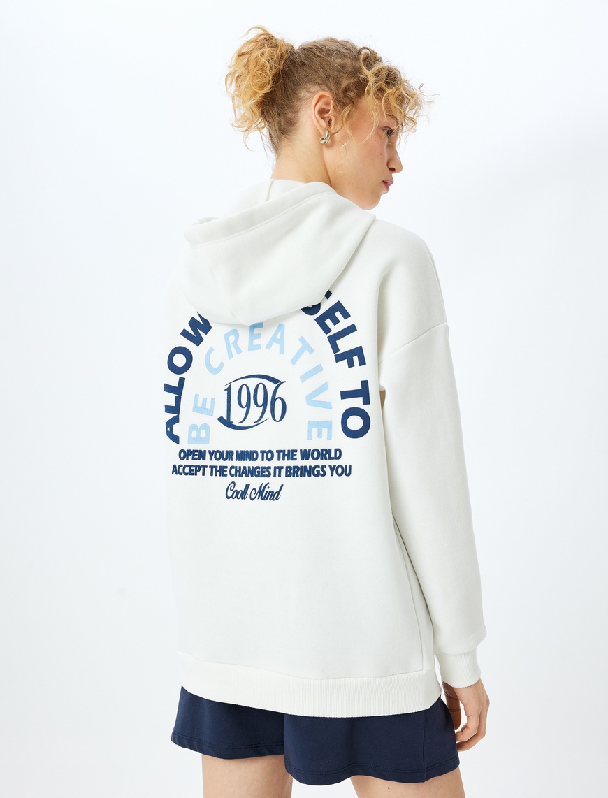   Arkası Baskılı Kapüşonlu Oversize Uzun Kollu Sweatshirt