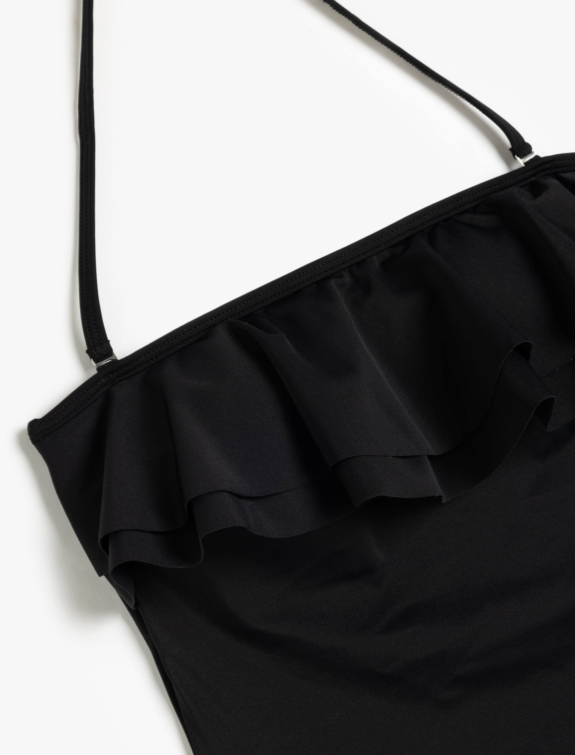   Çıkarılabilir Askı Detaylı Fırfırlı Straplez Mayo