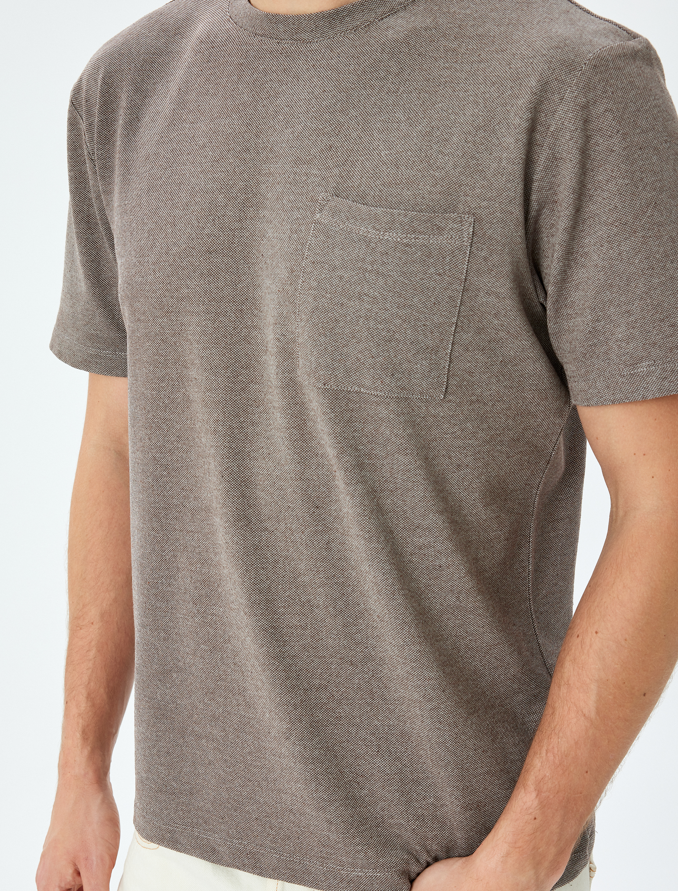   Cep Detaylı Bisiklet Yaka Regular Fit Pike Kumaş Kısa Kollu Basic Tişört