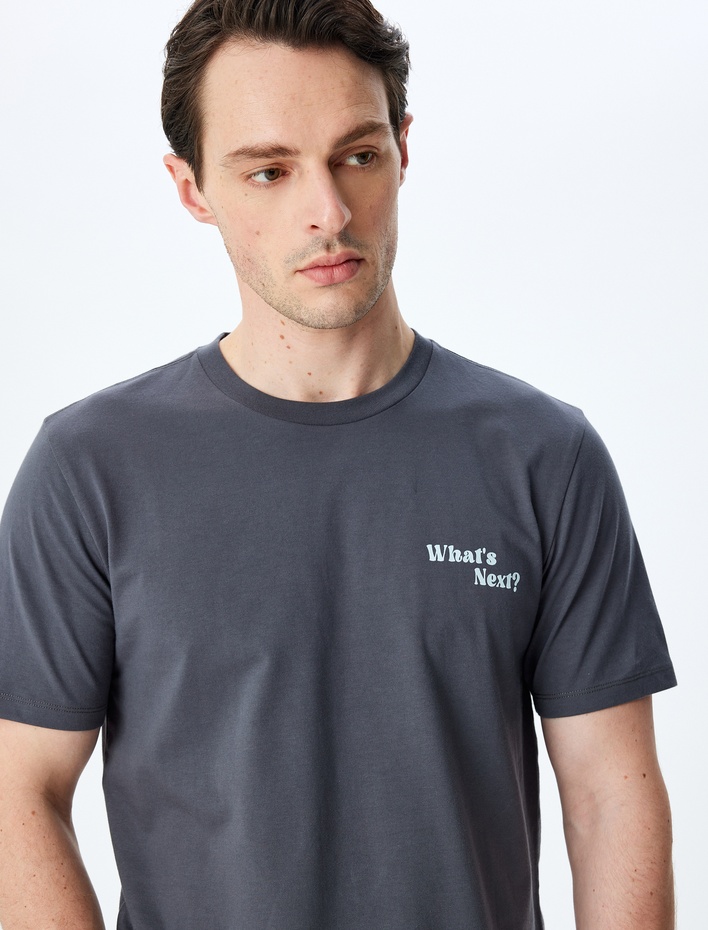  Slogan Baskılı Bisiklet Yaka Kısa Kollu Pamuklu Slim Fit Tişört