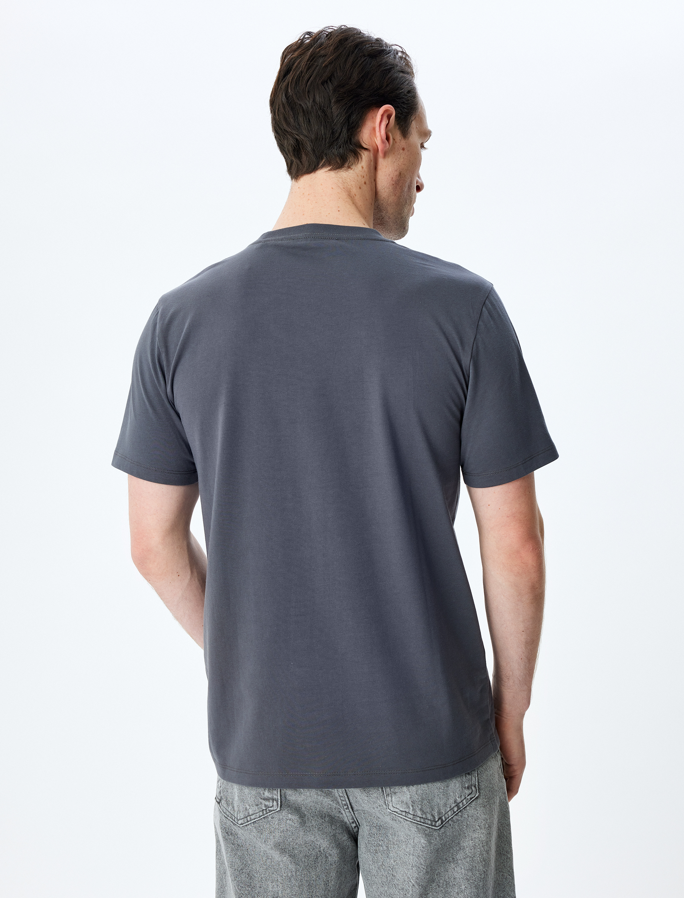   Bisiklet Yaka Slim Fit Kısa Kollu Pamuklu Slogan Baskılı Tişört