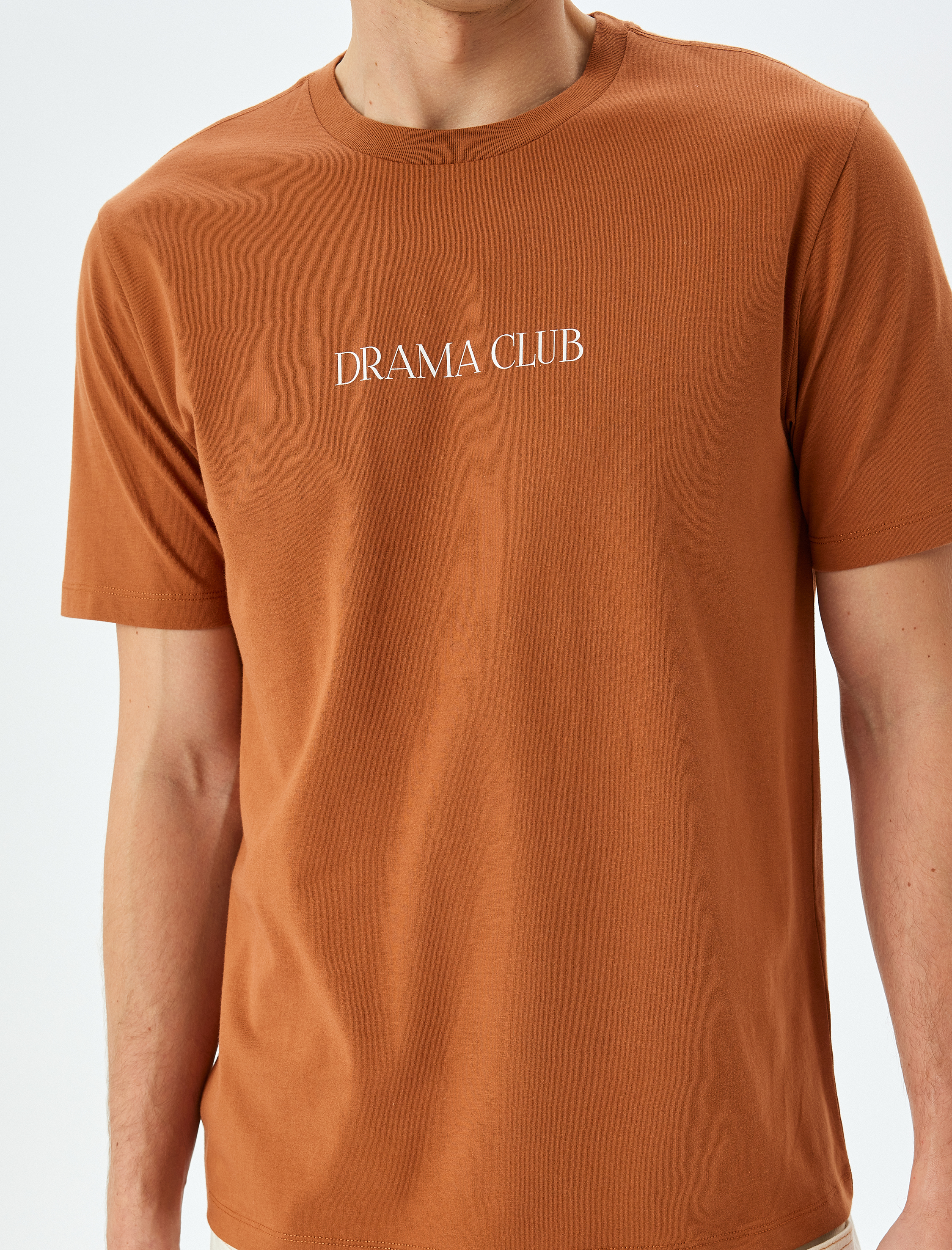   Bisiklet Yaka Regular Fit Pamuklu Kısa Kollu Slogan Baskılı Tişört