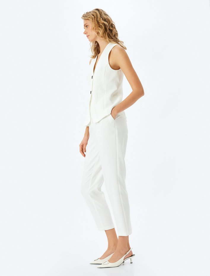  Cepli Pile Detaylı Yüksek Bel Havuç Kesim Kumaş Pantolon