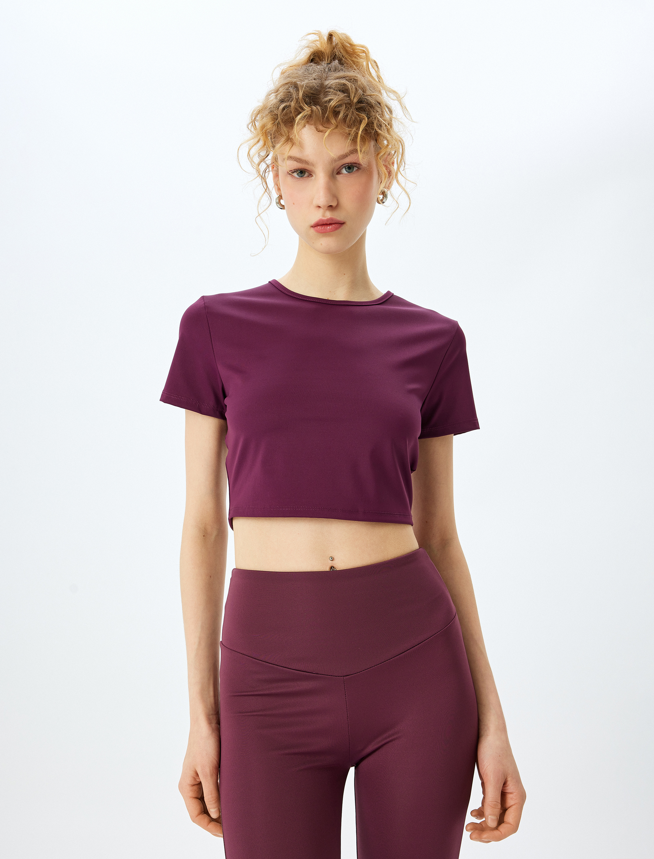 Slim Fit Kısa Kollu Crop Basic Spor Tişört