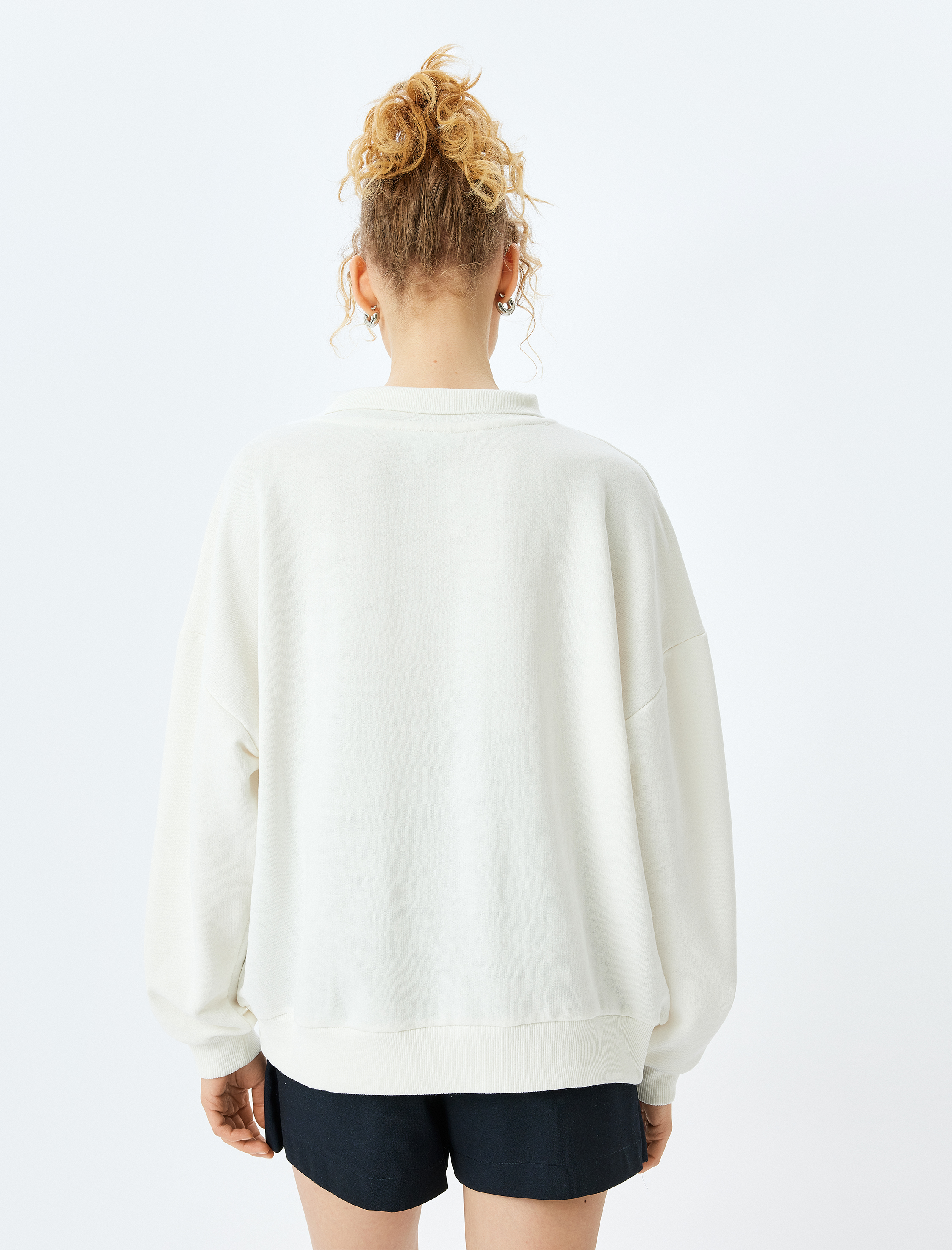 Slogan Nakışlı Polo Yaka Uzun Kollu Sweatshirt