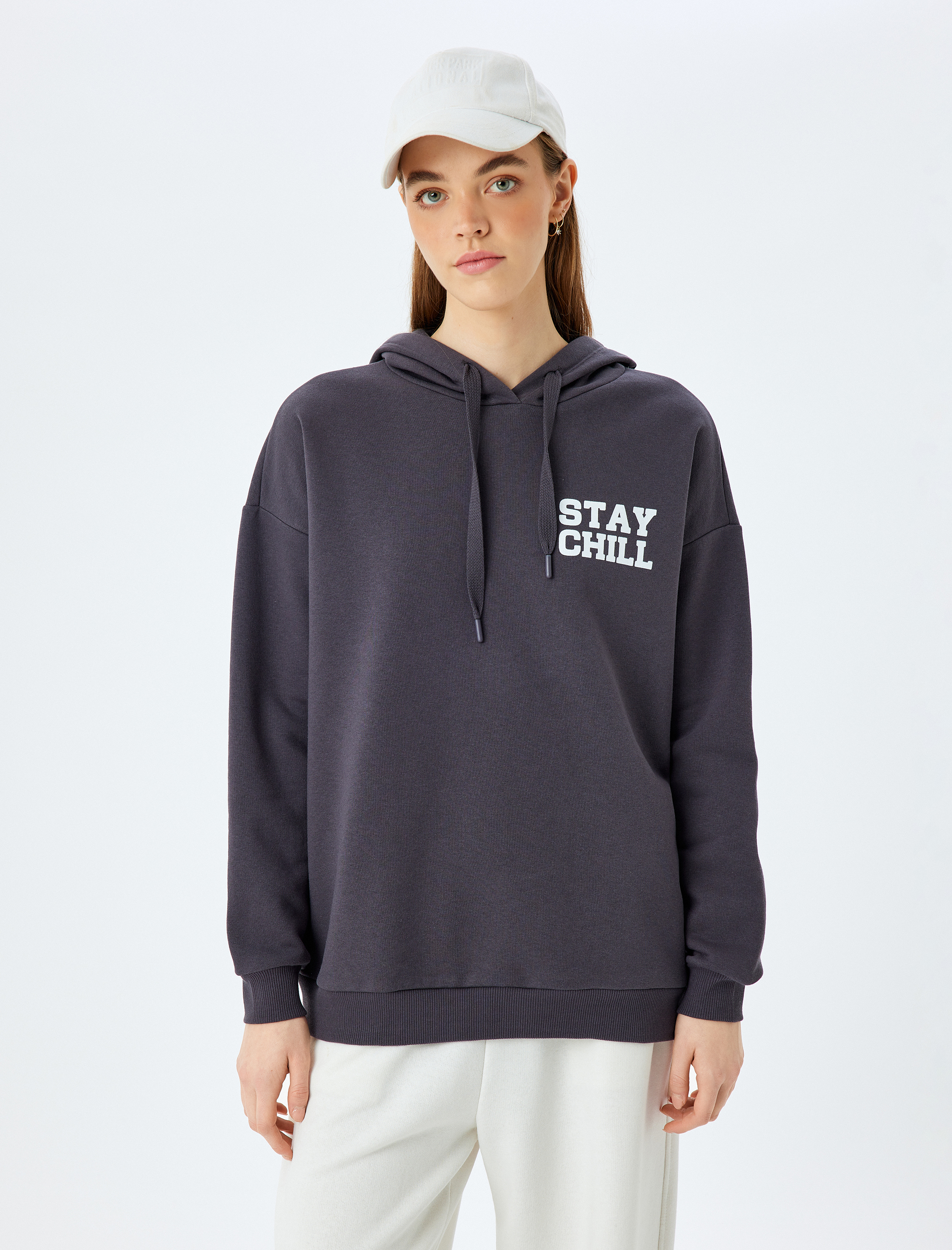   Şardonlu Arkası Baskılı Kapüşonlu Oversize Sweatshirt