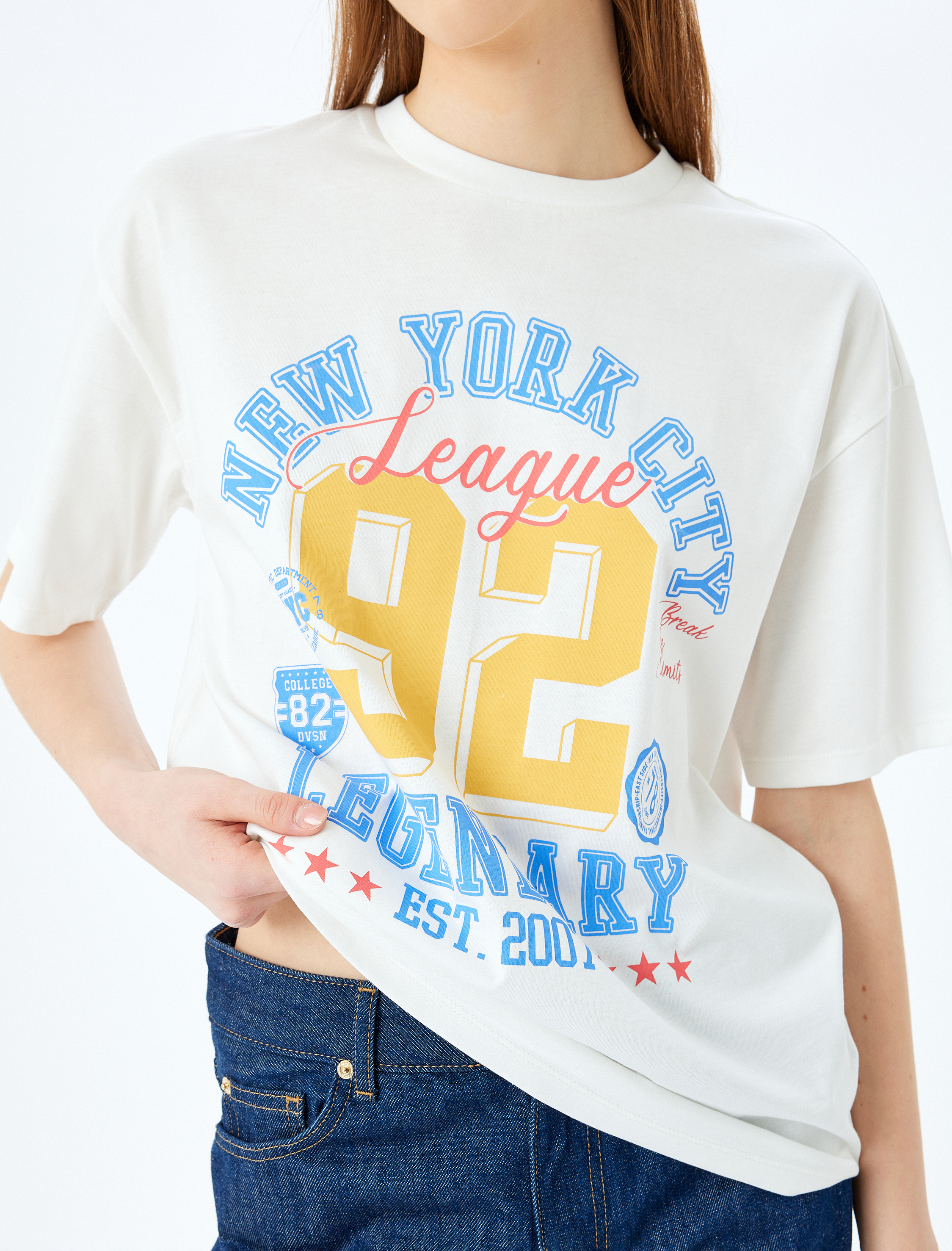   Kolej Baskılı Bisiklet Yaka Rahat Kalıp Kısa Kollu Tişört