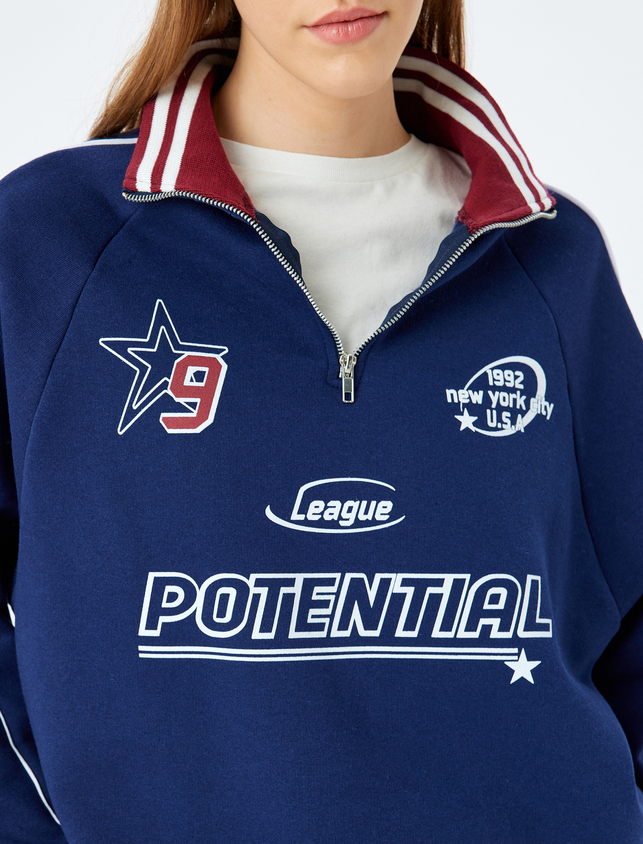   Şardonlu Yarım Fermuarlı Kolej Baskılı Biyeli Oversize Sweatshirt