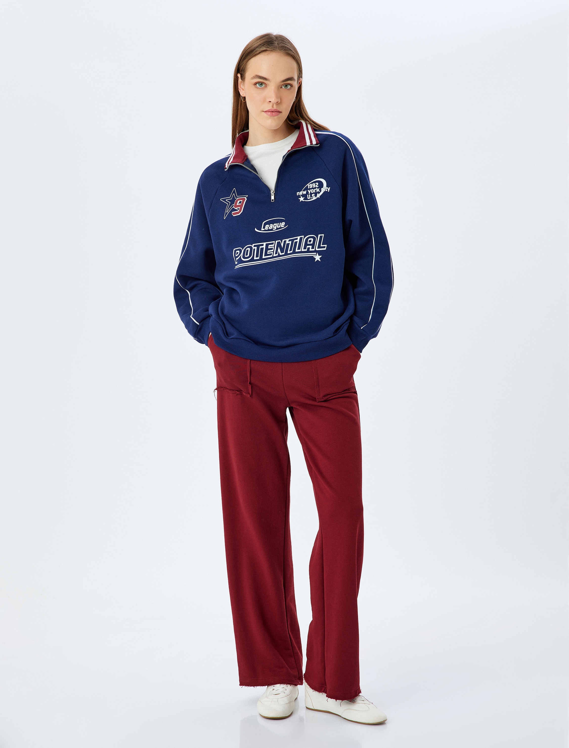   Şardonlu Yarım Fermuarlı Kolej Baskılı Biyeli Oversize Sweatshirt